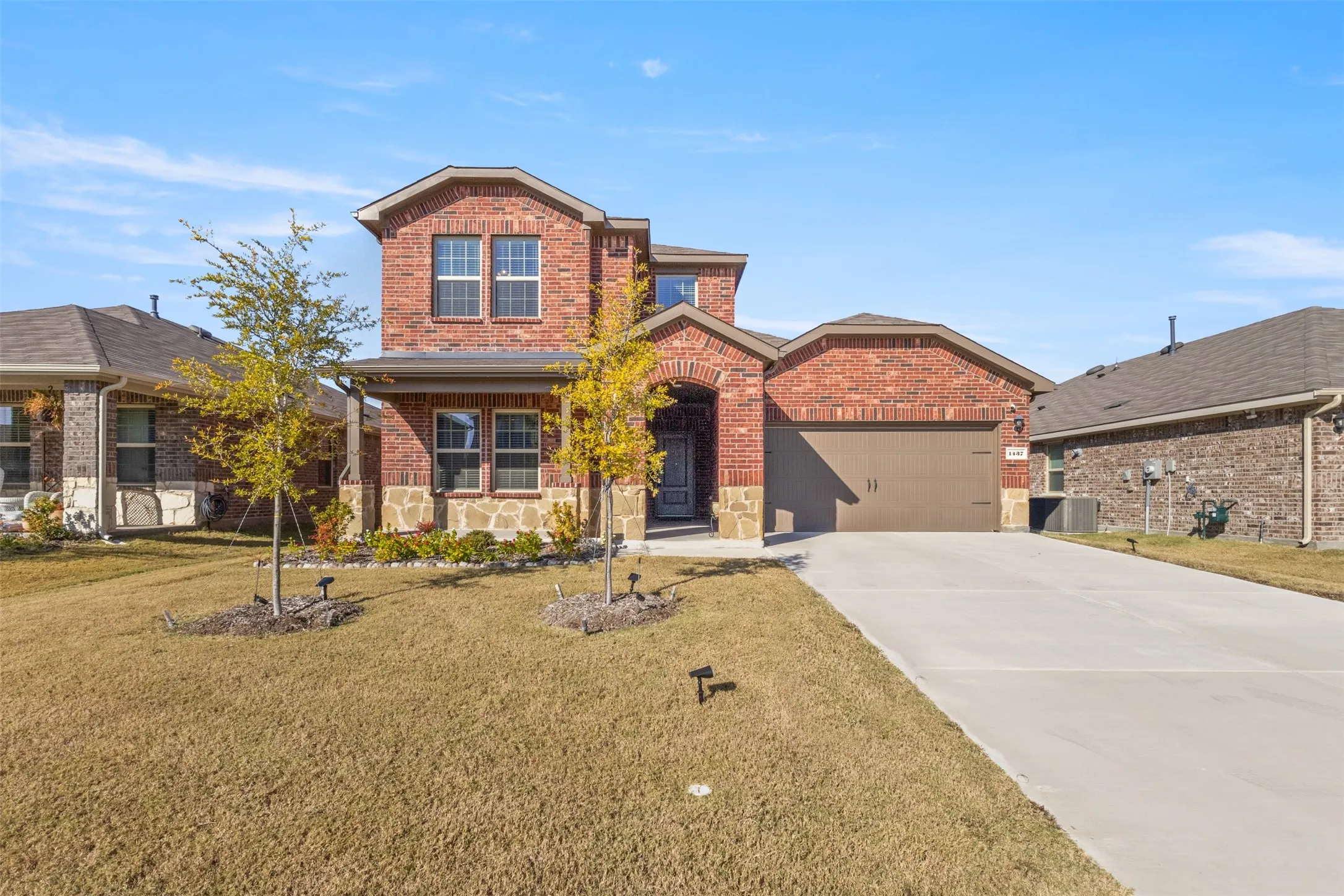 Single Family Residence For Rent