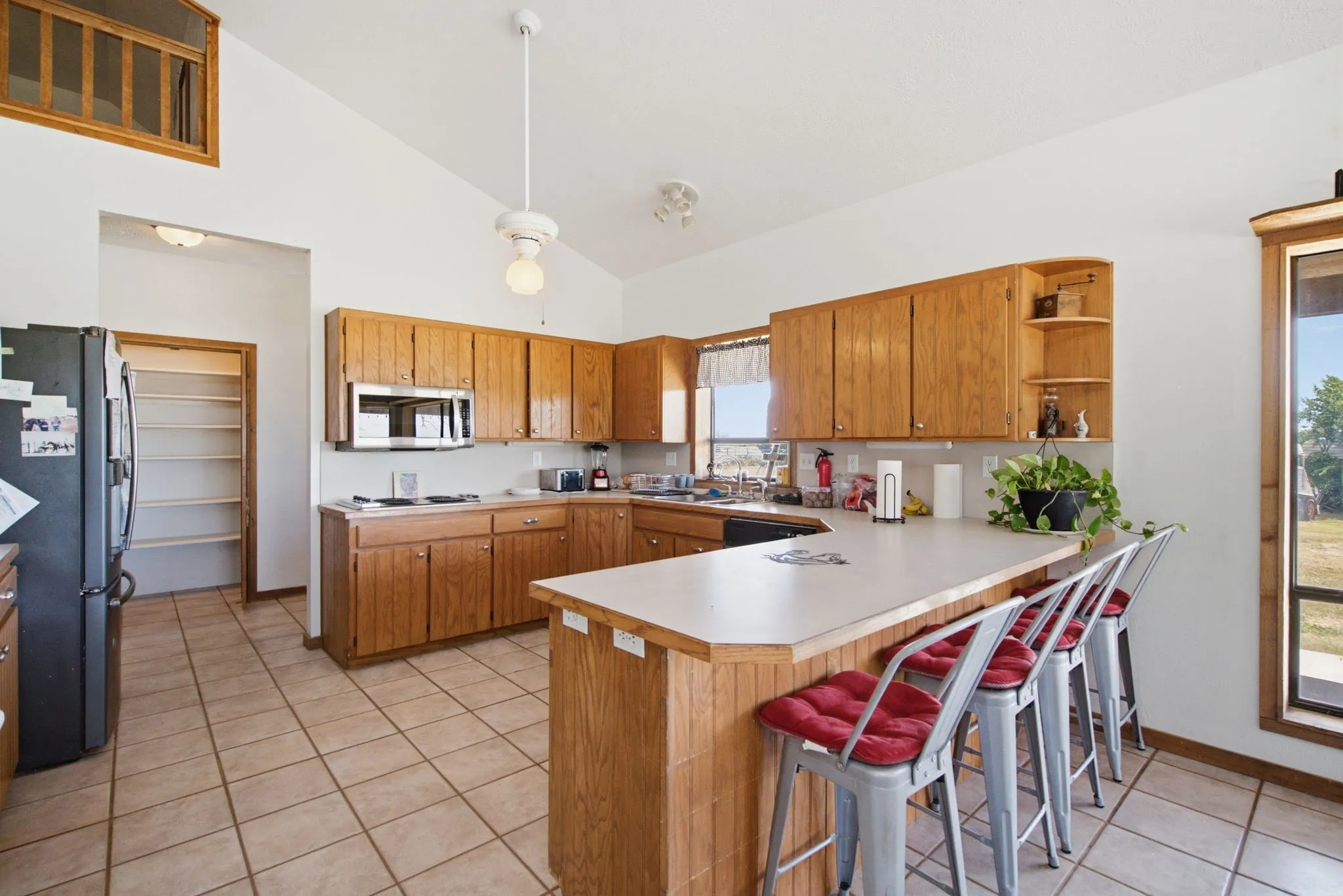 Farm For Sale in Erath County , 3624 County Road 398 12, Stephenville, Texas 76401, 4 Bedroom, 2 Bathroom, 2 Garage spaces, 2,040 Sqft, built in 1999, mls#21408516, Real Estate Agent in Stephenville, Homes For Sale in Erath county, Homes For Sale in Stephenville, Realtor in Stephenville Texas, Real Estate Brokerage Independent Realty Texas, Luminita Cordes Realtor