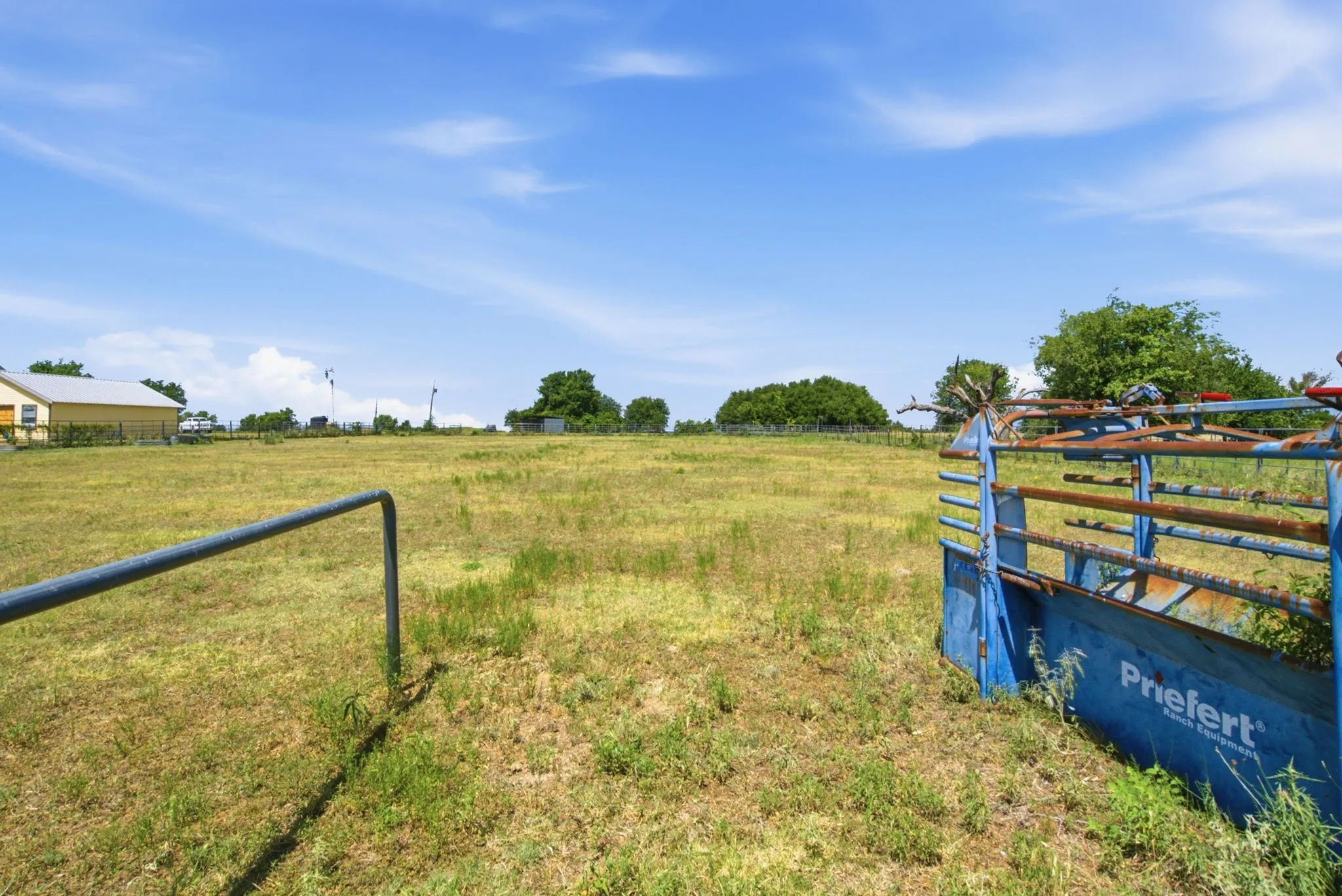 Farm For Sale in Erath County , 3624 County Road 398 12, Stephenville, Texas 76401, 4 Bedroom, 2 Bathroom, 2 Garage spaces, 2,040 Sqft, built in 1999, mls#21408516, Real Estate Agent in Stephenville, Homes For Sale in Erath county, Homes For Sale in Stephenville, Realtor in Stephenville Texas, Real Estate Brokerage Independent Realty Texas, Luminita Cordes Realtor