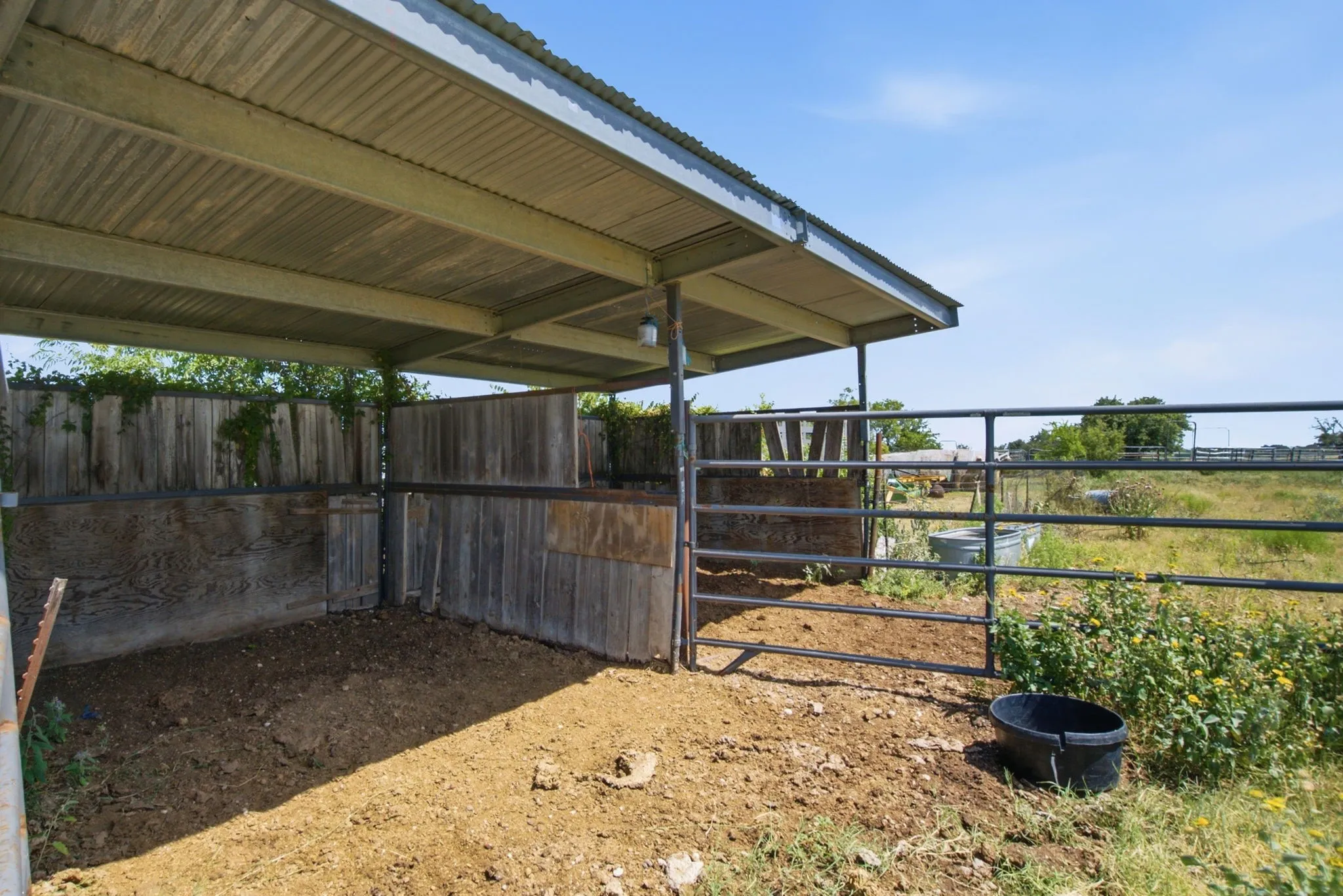 Farm For Sale in Erath County , 3624 County Road 398 12, Stephenville, Texas 76401, 4 Bedroom, 2 Bathroom, 2 Garage spaces, 2,040 Sqft, built in 1999, mls#21408516, Real Estate Agent in Stephenville, Homes For Sale in Erath county, Homes For Sale in Stephenville, Realtor in Stephenville Texas, Real Estate Brokerage Independent Realty Texas, Luminita Cordes Realtor