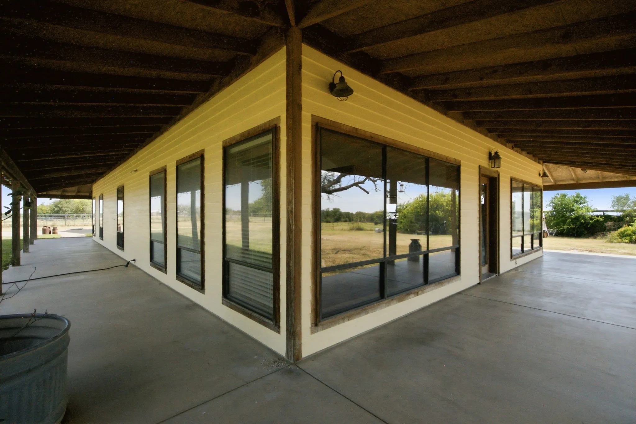 Farm For Sale in Erath County , 3624 County Road 398 12, Stephenville, Texas 76401, 4 Bedroom, 2 Bathroom, 2 Garage spaces, 2,040 Sqft, built in 1999, mls#21408516, Real Estate Agent in Stephenville, Homes For Sale in Erath county, Homes For Sale in Stephenville, Realtor in Stephenville Texas, Real Estate Brokerage Independent Realty Texas, Luminita Cordes Realtor