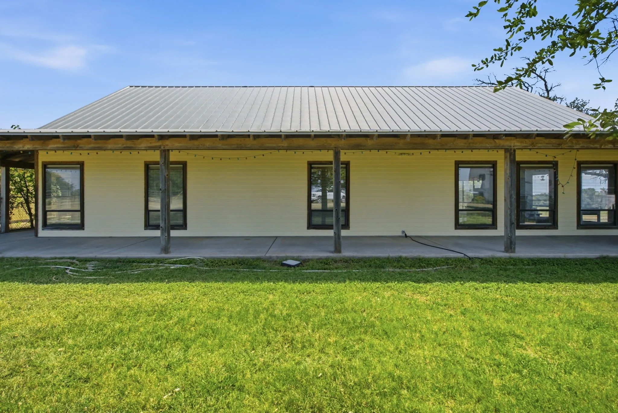Farm For Sale in Erath County , 3624 County Road 398 12, Stephenville, Texas 76401, 4 Bedroom, 2 Bathroom, 2 Garage spaces, 2,040 Sqft, built in 1999, mls#21408516, Real Estate Agent in Stephenville, Homes For Sale in Erath county, Homes For Sale in Stephenville, Realtor in Stephenville Texas, Real Estate Brokerage Independent Realty Texas, Luminita Cordes Realtor