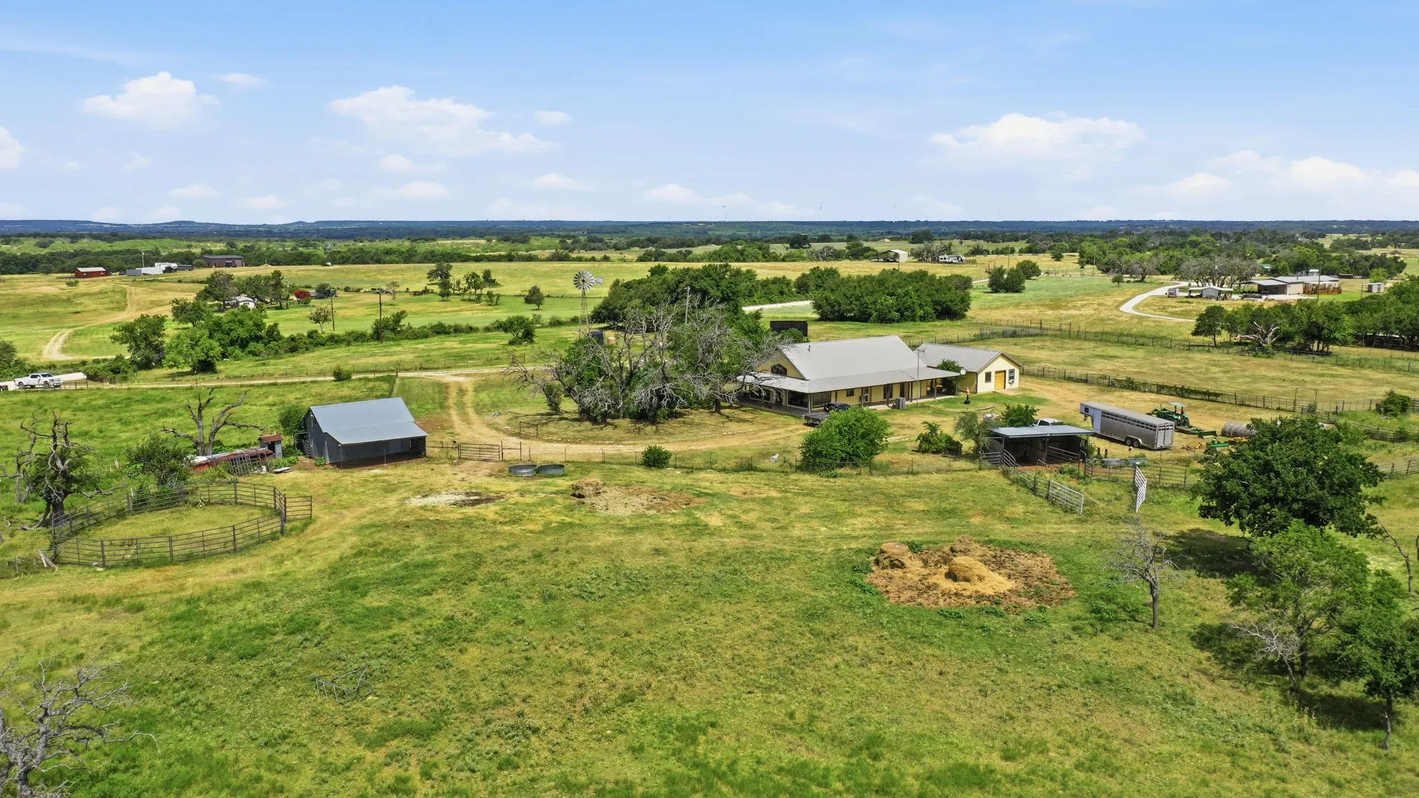 Farm For Sale in Erath County , 3624 County Road 398 12, Stephenville, Texas 76401, 4 Bedroom, 2 Bathroom, 2 Garage spaces, 2,040 Sqft, built in 1999, mls#21408516, Real Estate Agent in Stephenville, Homes For Sale in Erath county, Homes For Sale in Stephenville, Realtor in Stephenville Texas, Real Estate Brokerage Independent Realty Texas, Luminita Cordes Realtor