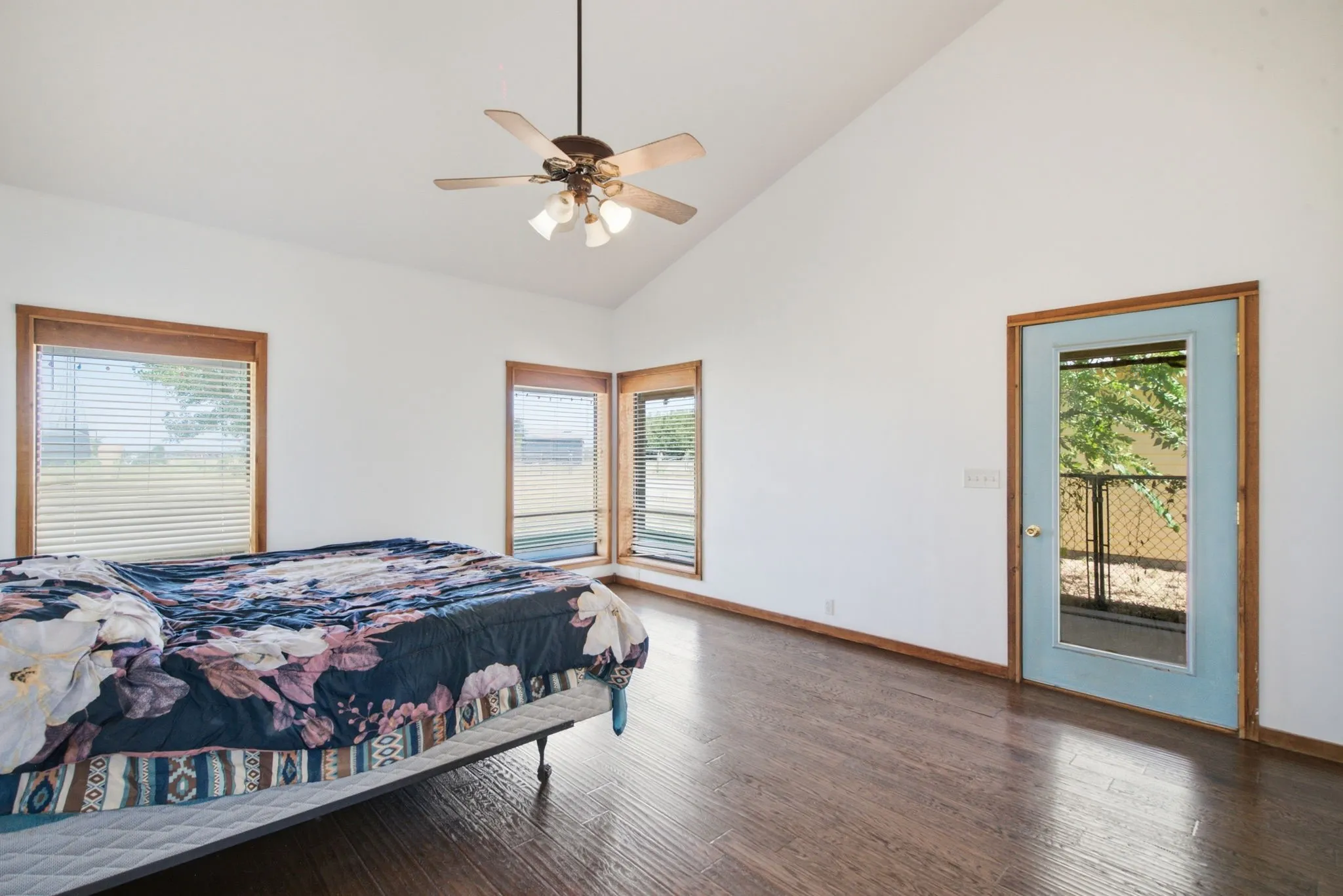 Farm For Sale in Erath County , 3624 County Road 398 12, Stephenville, Texas 76401, 4 Bedroom, 2 Bathroom, 2 Garage spaces, 2,040 Sqft, built in 1999, mls#21408516, Real Estate Agent in Stephenville, Homes For Sale in Erath county, Homes For Sale in Stephenville, Realtor in Stephenville Texas, Real Estate Brokerage Independent Realty Texas, Luminita Cordes Realtor