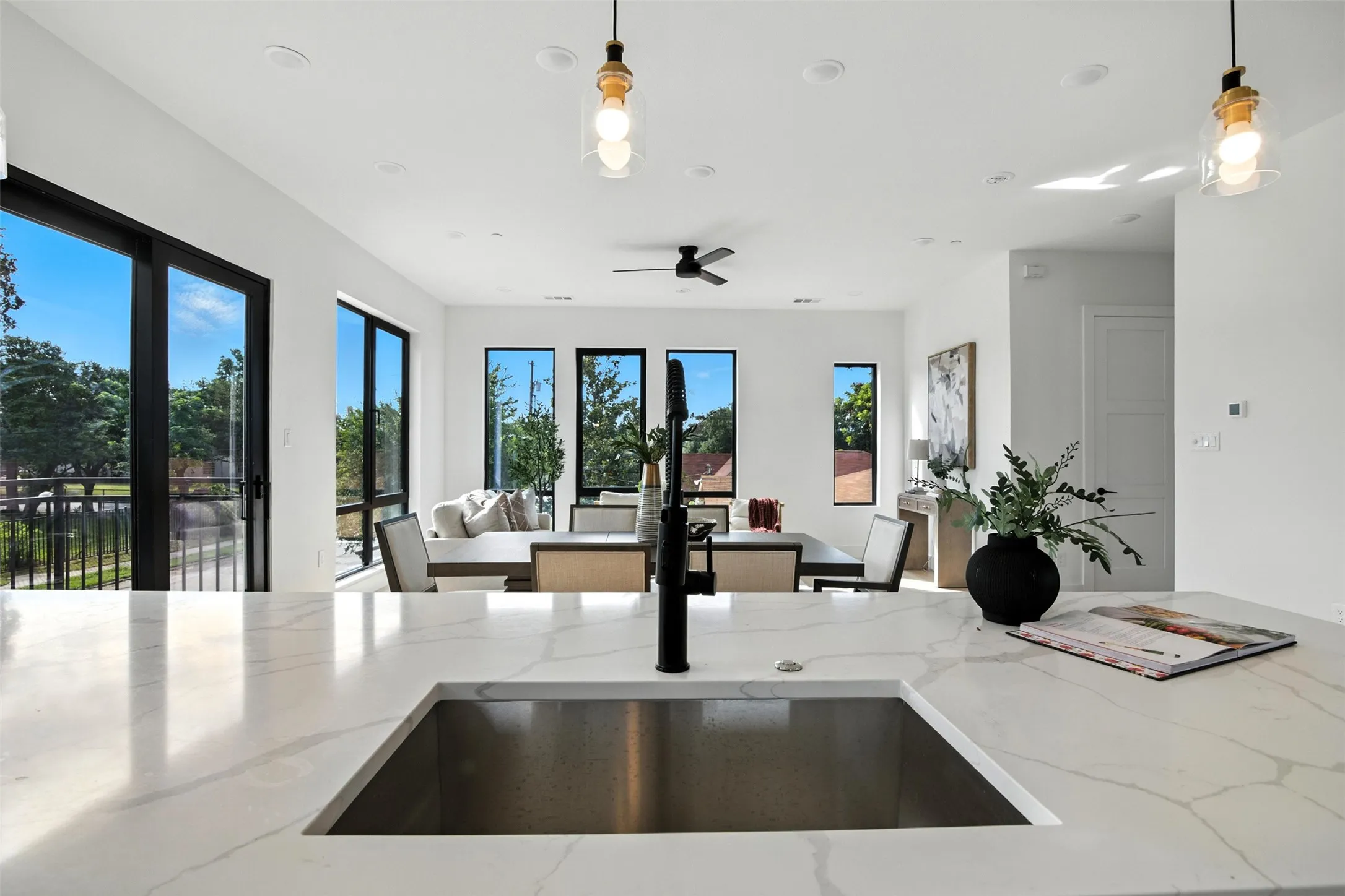 Condominium For Rent in Dallas County , 4611 Fairmount Street 4, Dallas, Texas 75219, 2 Bedroom, 3 Bathroom, 2 Garage spaces, 1,850 Sqft, built in 2025, mls#21408233, Real Estate Agent in Dallas, Homes For Rent in Dallas county, Homes For Rent in Dallas, Realtor in Dallas Texas, Real Estate Brokerage Independent Realty Texas, Luminita Cordes Realtor