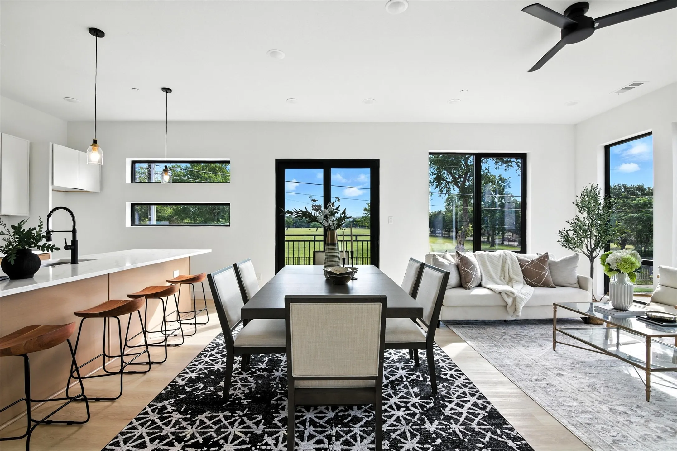 Condominium For Rent in Dallas County , 4611 Fairmount Street 4, Dallas, Texas 75219, 2 Bedroom, 3 Bathroom, 2 Garage spaces, 1,850 Sqft, built in 2025, mls#21408233, Real Estate Agent in Dallas, Homes For Rent in Dallas county, Homes For Rent in Dallas, Realtor in Dallas Texas, Real Estate Brokerage Independent Realty Texas, Luminita Cordes Realtor