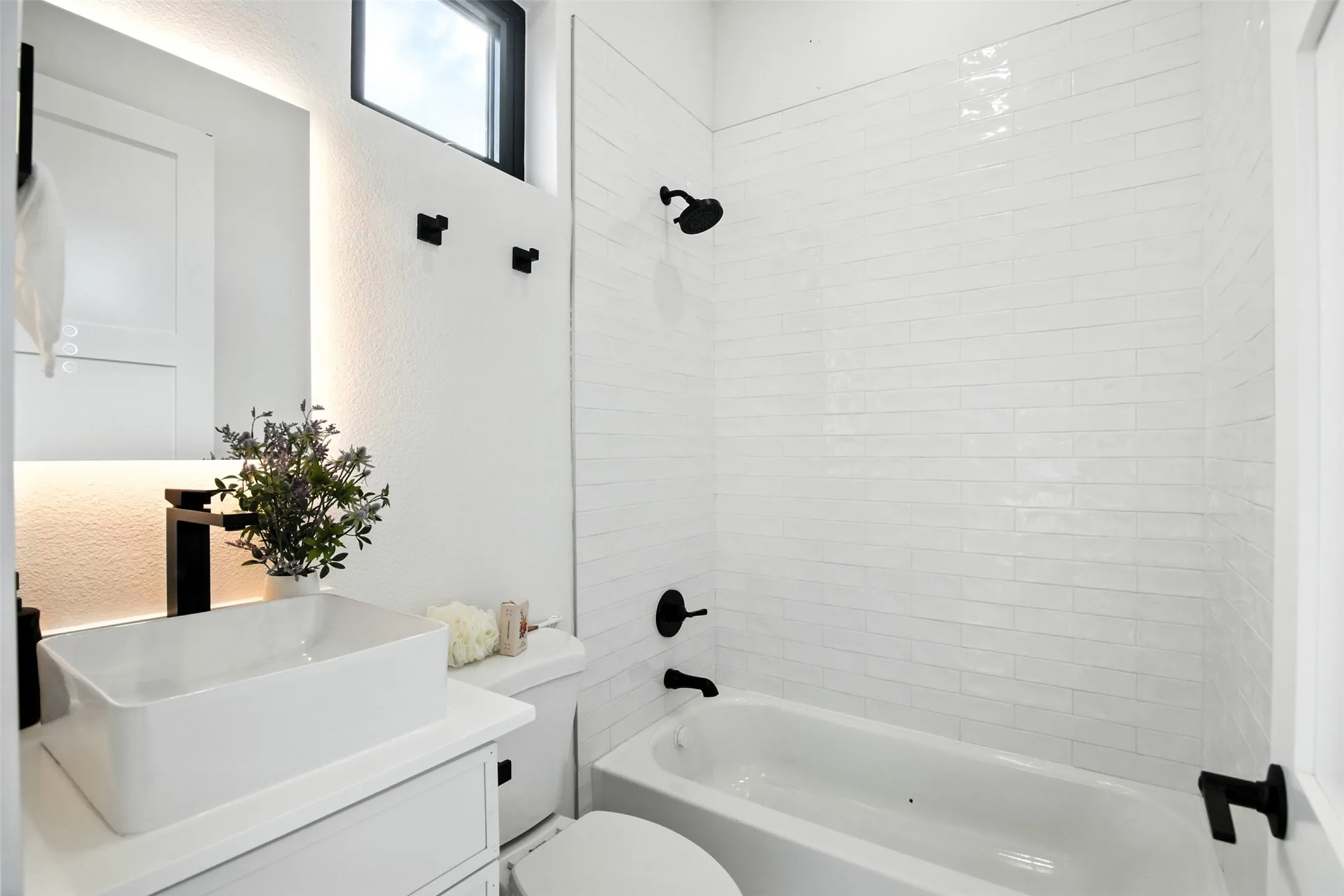 Condominium For Rent in Dallas County , 4611 Fairmount Street 4, Dallas, Texas 75219, 2 Bedroom, 3 Bathroom, 2 Garage spaces, 1,850 Sqft, built in 2025, mls#21408233, Real Estate Agent in Dallas, Homes For Rent in Dallas county, Homes For Rent in Dallas, Realtor in Dallas Texas, Real Estate Brokerage Independent Realty Texas, Luminita Cordes Realtor