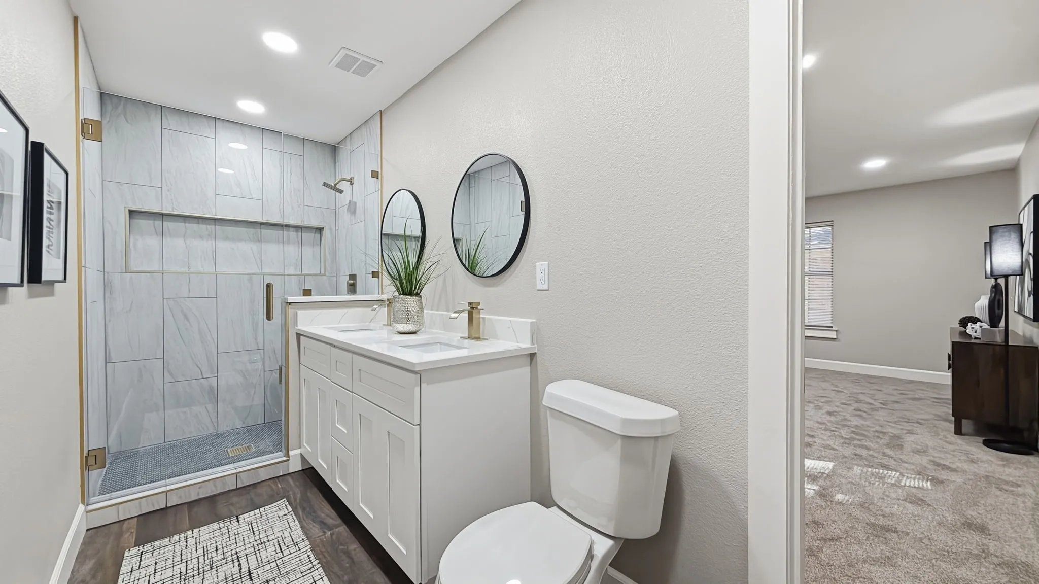 Single Family Residence For Sale in Johnson County , 1004 Lakeview Drive, Joshua, Texas 76058, 3 Bedroom, 3 Bathroom, 2 Garage spaces, 2,408 Sqft, built in 1980, mls#21408176, Real Estate Agent in Joshua, Homes For Sale in Johnson county, Homes For Sale in Joshua, Realtor in Joshua Texas, Real Estate Brokerage Independent Realty Texas, Luminita Cordes Realtor