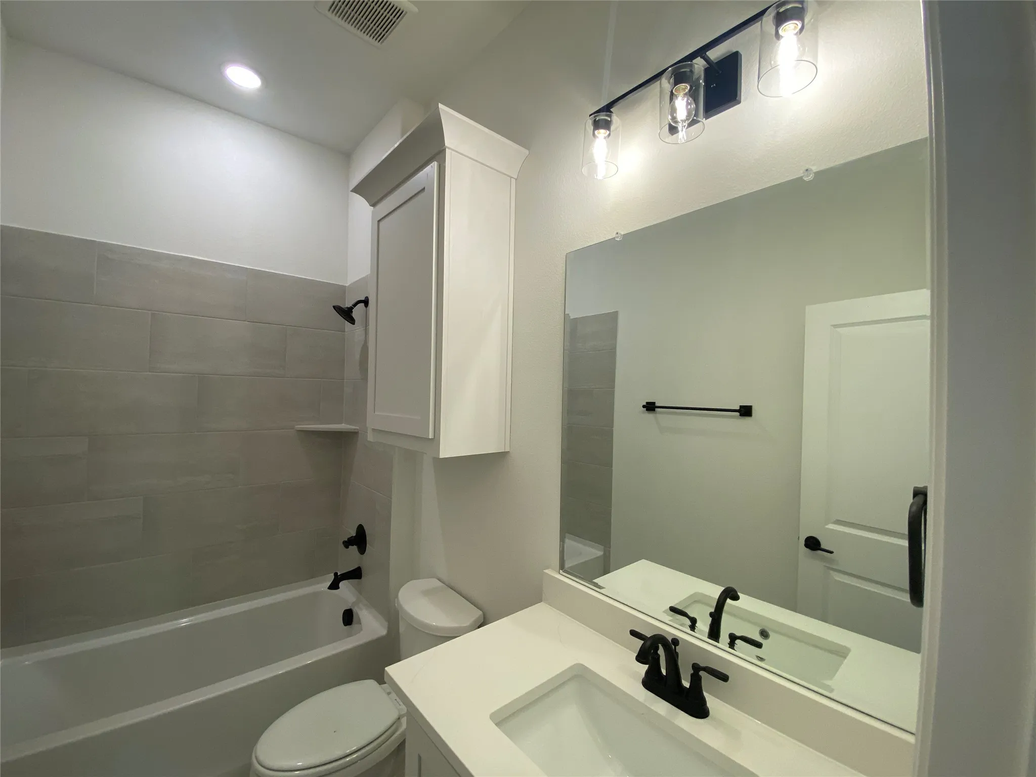 Single Family Residence For Rent in Collin County , 2012 Hickory Chase Lane, Anna, Texas 75409, 4 Bedroom, 3 Bathroom, 2 Garage spaces, 2,099 Sqft, built in 2025, mls#21408535, Real Estate Agent in Anna, Homes For Rent in Collin county, Homes For Rent in Anna, Realtor in Anna Texas, Real Estate Brokerage Independent Realty Texas, Luminita Cordes Realtor