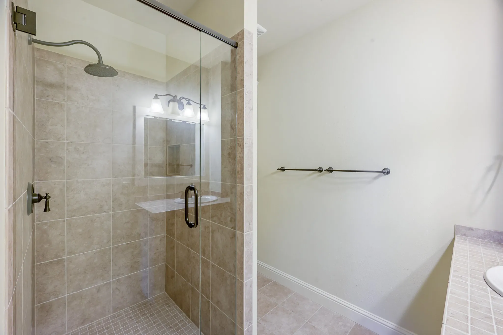 Single Family Residence For Sale in Rockwall County , 1034 Saint Thomas Court, Rockwall, Texas 75087, 4 Bedroom, 4 Bathroom, 2 Garage spaces, 3,380 Sqft, built in 2006, mls#21407968, Real Estate Agent in Rockwall, Homes For Sale in Rockwall county, Homes For Sale in Rockwall, Realtor in Rockwall Texas, Real Estate Brokerage Independent Realty Texas, Luminita Cordes Realtor