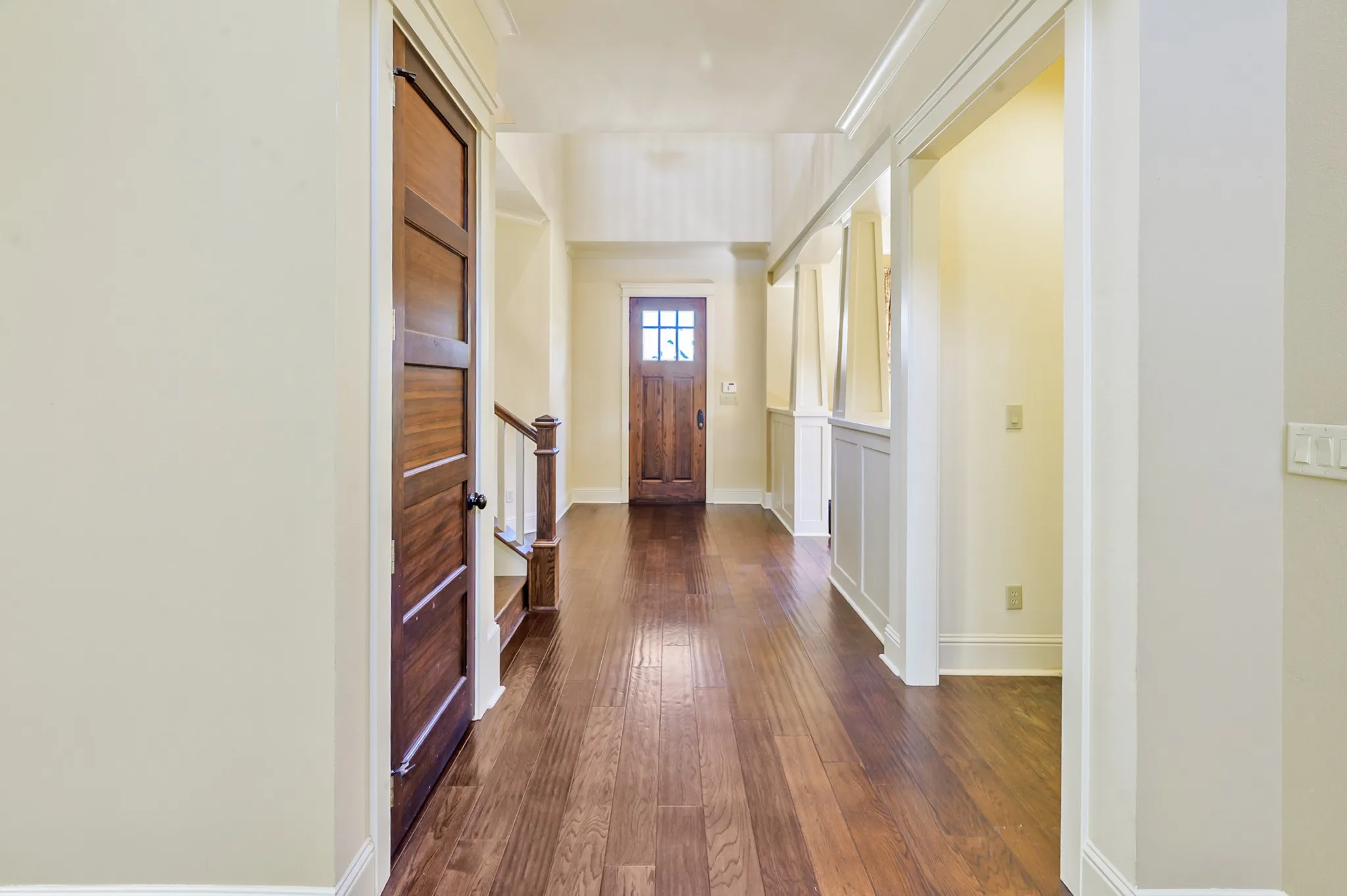 Single Family Residence For Sale in Rockwall County , 1034 Saint Thomas Court, Rockwall, Texas 75087, 4 Bedroom, 4 Bathroom, 2 Garage spaces, 3,380 Sqft, built in 2006, mls#21407968, Real Estate Agent in Rockwall, Homes For Sale in Rockwall county, Homes For Sale in Rockwall, Realtor in Rockwall Texas, Real Estate Brokerage Independent Realty Texas, Luminita Cordes Realtor