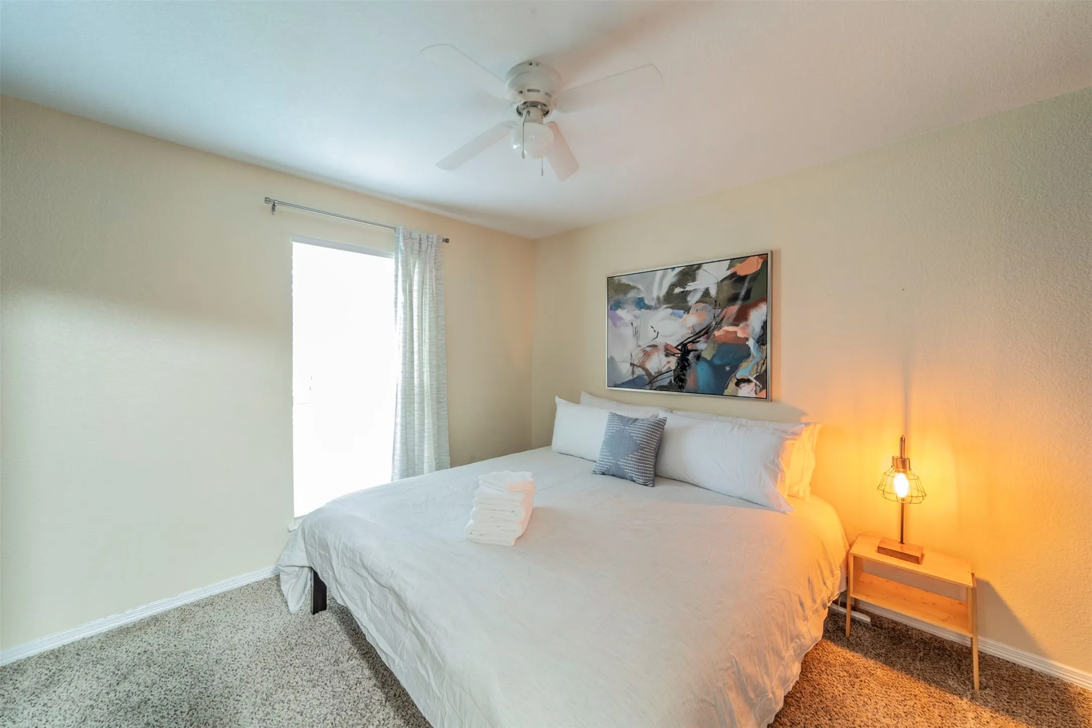 Single Family Residence For Sale in Johnson County , 421 Oxford Street, Burleson, Texas 76028, 4 Bedroom, 2 Bathroom, 2 Garage spaces, 1,671 Sqft, built in 2004, mls#21408537, Real Estate Agent in Burleson, Homes For Sale in Johnson county, Homes For Sale in Burleson, Realtor in Burleson Texas, Real Estate Brokerage Independent Realty Texas, Luminita Cordes Realtor