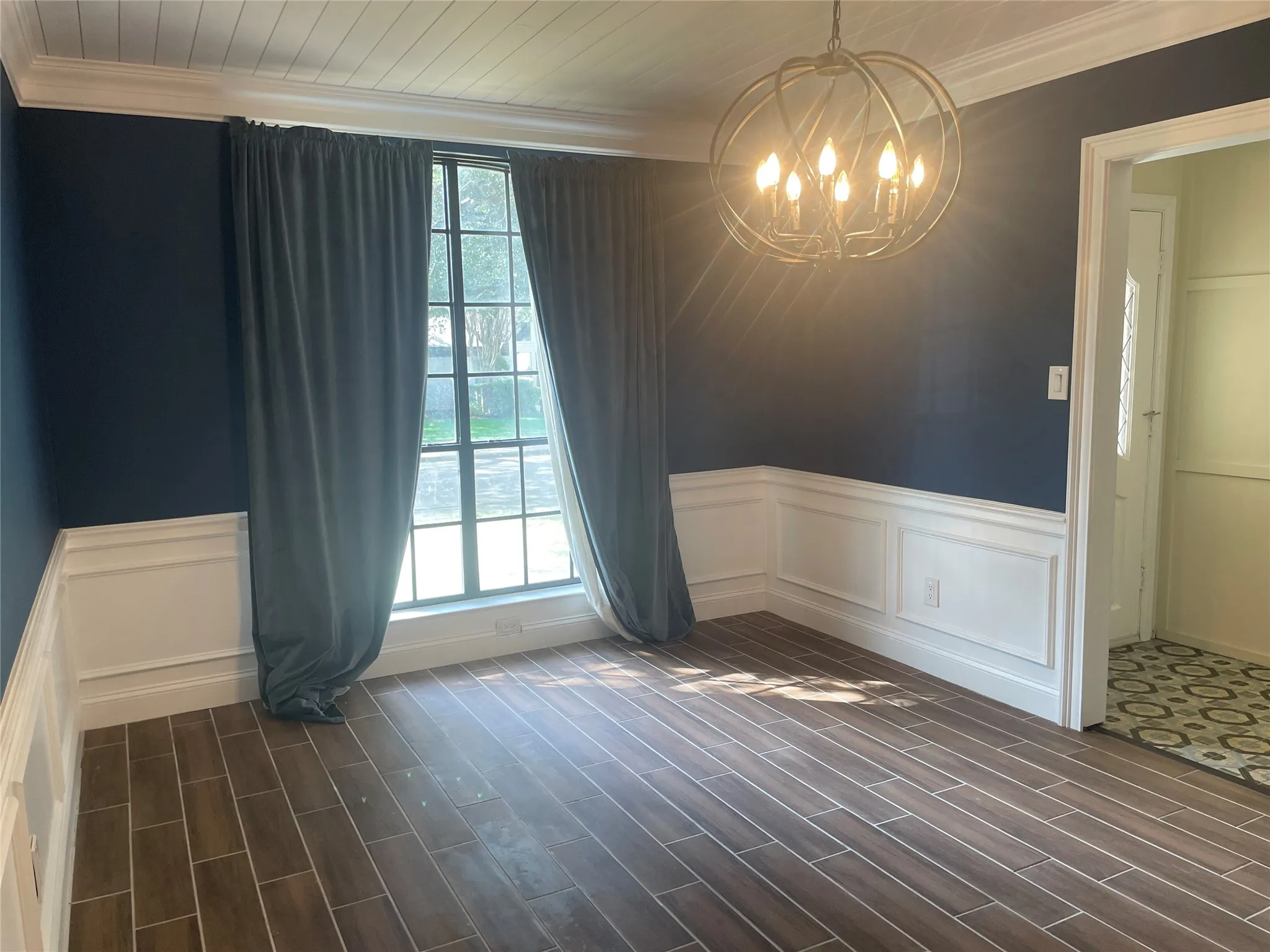 Single Family Residence For Rent in Dallas County , 12112 Cross Creek Drive, Dallas, Texas 75243, 3 Bedroom, 3 Bathroom, 2 Garage spaces, 2,597 Sqft, built in 1979, mls#21408527, Real Estate Agent in Dallas, Homes For Rent in Dallas county, Homes For Rent in Dallas, Realtor in Dallas Texas, Real Estate Brokerage Independent Realty Texas, Luminita Cordes Realtor