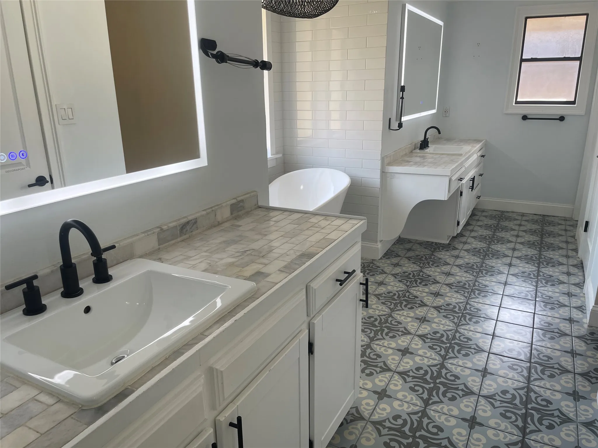 Single Family Residence For Rent in Dallas County , 12112 Cross Creek Drive, Dallas, Texas 75243, 3 Bedroom, 3 Bathroom, 2 Garage spaces, 2,597 Sqft, built in 1979, mls#21408527, Real Estate Agent in Dallas, Homes For Rent in Dallas county, Homes For Rent in Dallas, Realtor in Dallas Texas, Real Estate Brokerage Independent Realty Texas, Luminita Cordes Realtor