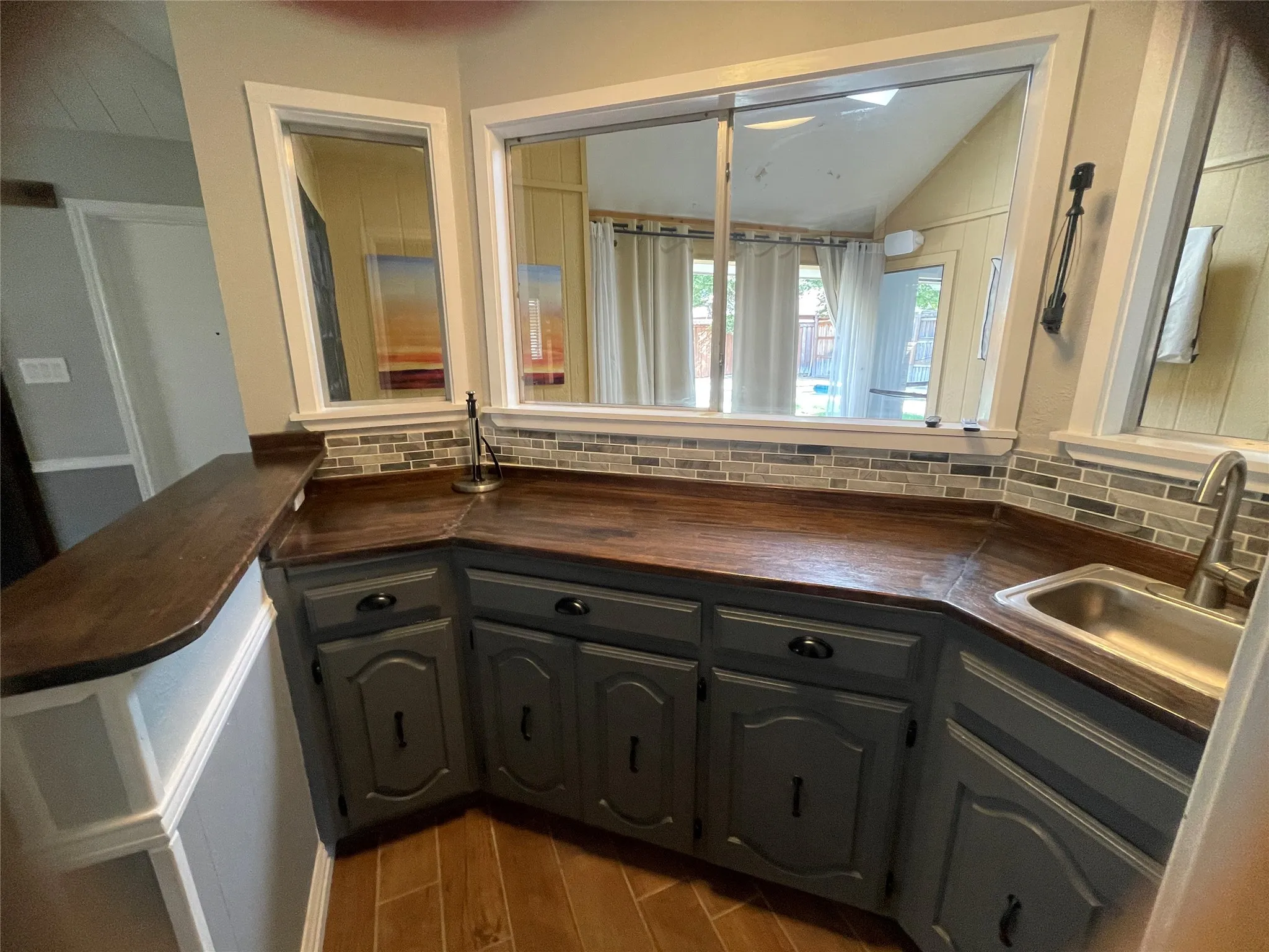 Single Family Residence For Rent in Dallas County , 12112 Cross Creek Drive, Dallas, Texas 75243, 3 Bedroom, 3 Bathroom, 2 Garage spaces, 2,597 Sqft, built in 1979, mls#21408527, Real Estate Agent in Dallas, Homes For Rent in Dallas county, Homes For Rent in Dallas, Realtor in Dallas Texas, Real Estate Brokerage Independent Realty Texas, Luminita Cordes Realtor