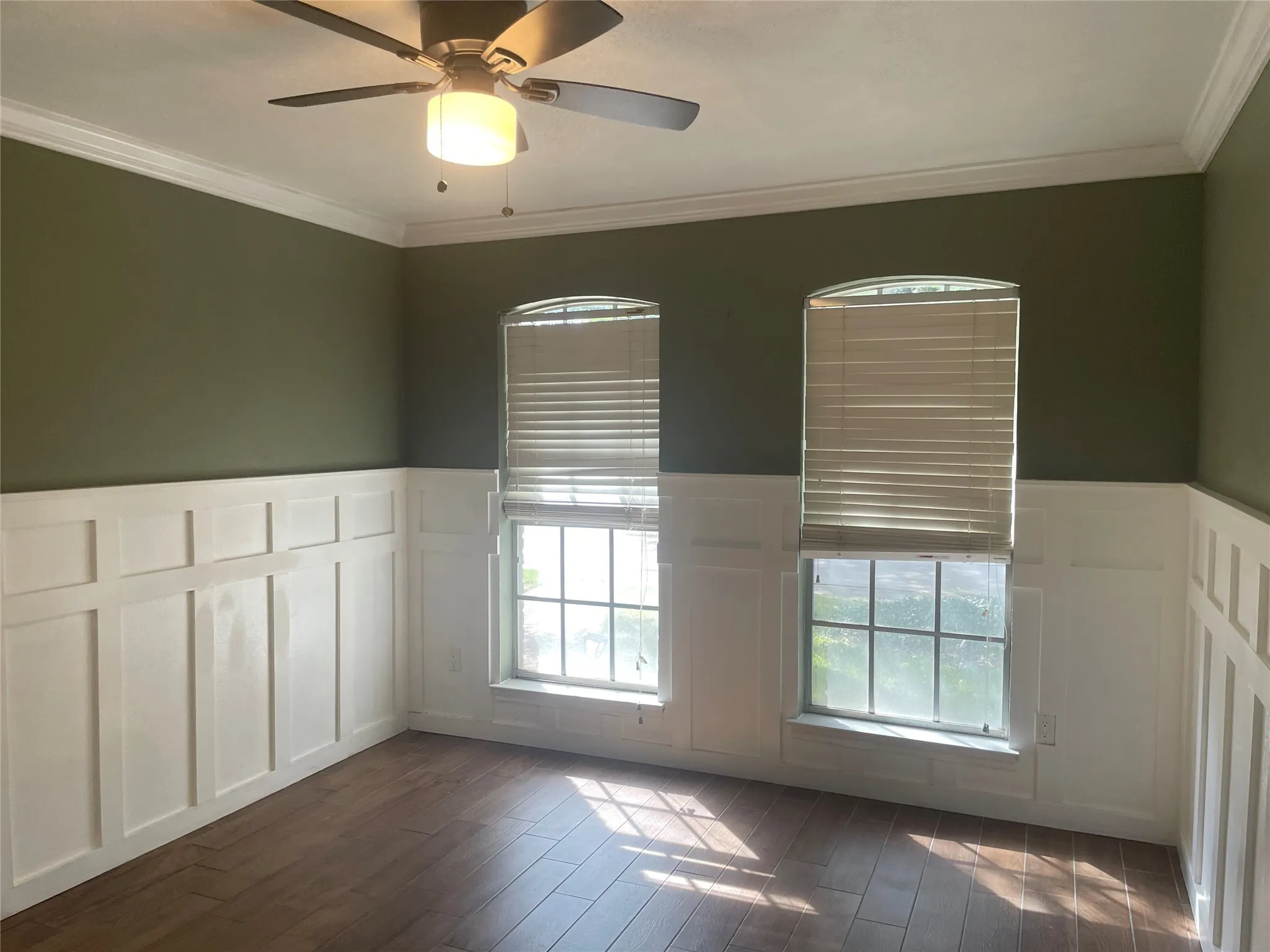 Single Family Residence For Rent in Dallas County , 12112 Cross Creek Drive, Dallas, Texas 75243, 3 Bedroom, 3 Bathroom, 2 Garage spaces, 2,597 Sqft, built in 1979, mls#21408527, Real Estate Agent in Dallas, Homes For Rent in Dallas county, Homes For Rent in Dallas, Realtor in Dallas Texas, Real Estate Brokerage Independent Realty Texas, Luminita Cordes Realtor