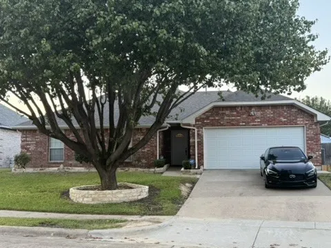 Single Family Residence For Rent in Dallas County , 7905 Park Lane, Rowlett, Texas 75089, 3 Bedroom, 3 Bathroom, 2 Garage spaces, 2,103 Sqft, built in 1997, mls#21407772, Real Estate Agent in Rowlett, Homes For Rent in Dallas county, Homes For Rent in Rowlett, Realtor in Rowlett Texas, Real Estate Brokerage Independent Realty Texas, Luminita Cordes Realtor