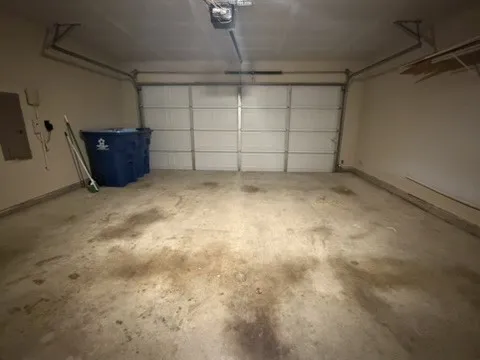 Single Family Residence For Rent in Dallas County , 7905 Park Lane, Rowlett, Texas 75089, 3 Bedroom, 3 Bathroom, 2 Garage spaces, 2,103 Sqft, built in 1997, mls#21407772, Real Estate Agent in Rowlett, Homes For Rent in Dallas county, Homes For Rent in Rowlett, Realtor in Rowlett Texas, Real Estate Brokerage Independent Realty Texas, Luminita Cordes Realtor