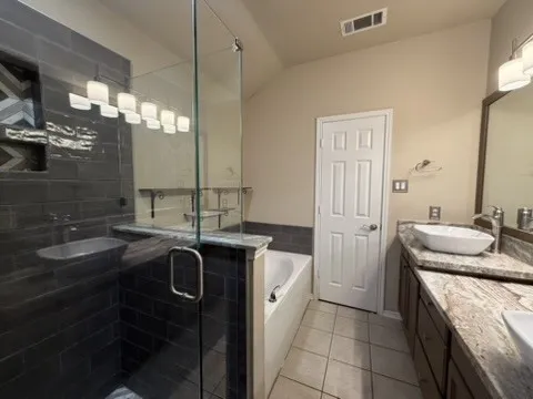 Single Family Residence For Rent in Dallas County , 7905 Park Lane, Rowlett, Texas 75089, 3 Bedroom, 3 Bathroom, 2 Garage spaces, 2,103 Sqft, built in 1997, mls#21407772, Real Estate Agent in Rowlett, Homes For Rent in Dallas county, Homes For Rent in Rowlett, Realtor in Rowlett Texas, Real Estate Brokerage Independent Realty Texas, Luminita Cordes Realtor