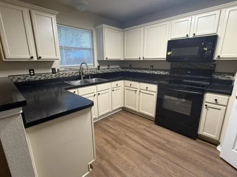 Single Family Residence For Rent in Dallas County , 7905 Park Lane, Rowlett, Texas 75089, 3 Bedroom, 3 Bathroom, 2 Garage spaces, 2,103 Sqft, built in 1997, mls#21407772, Real Estate Agent in Rowlett, Homes For Rent in Dallas county, Homes For Rent in Rowlett, Realtor in Rowlett Texas, Real Estate Brokerage Independent Realty Texas, Luminita Cordes Realtor
