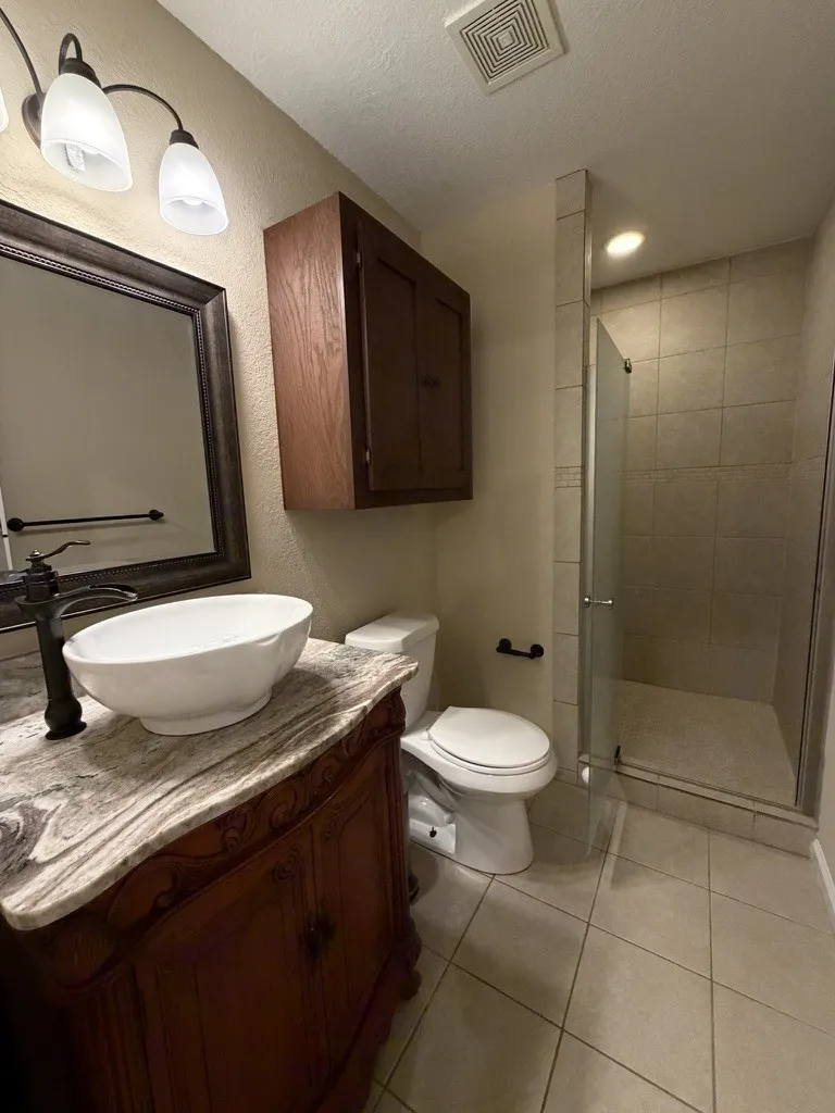 Single Family Residence For Rent in Dallas County , 7905 Park Lane, Rowlett, Texas 75089, 3 Bedroom, 3 Bathroom, 2 Garage spaces, 2,103 Sqft, built in 1997, mls#21407772, Real Estate Agent in Rowlett, Homes For Rent in Dallas county, Homes For Rent in Rowlett, Realtor in Rowlett Texas, Real Estate Brokerage Independent Realty Texas, Luminita Cordes Realtor
