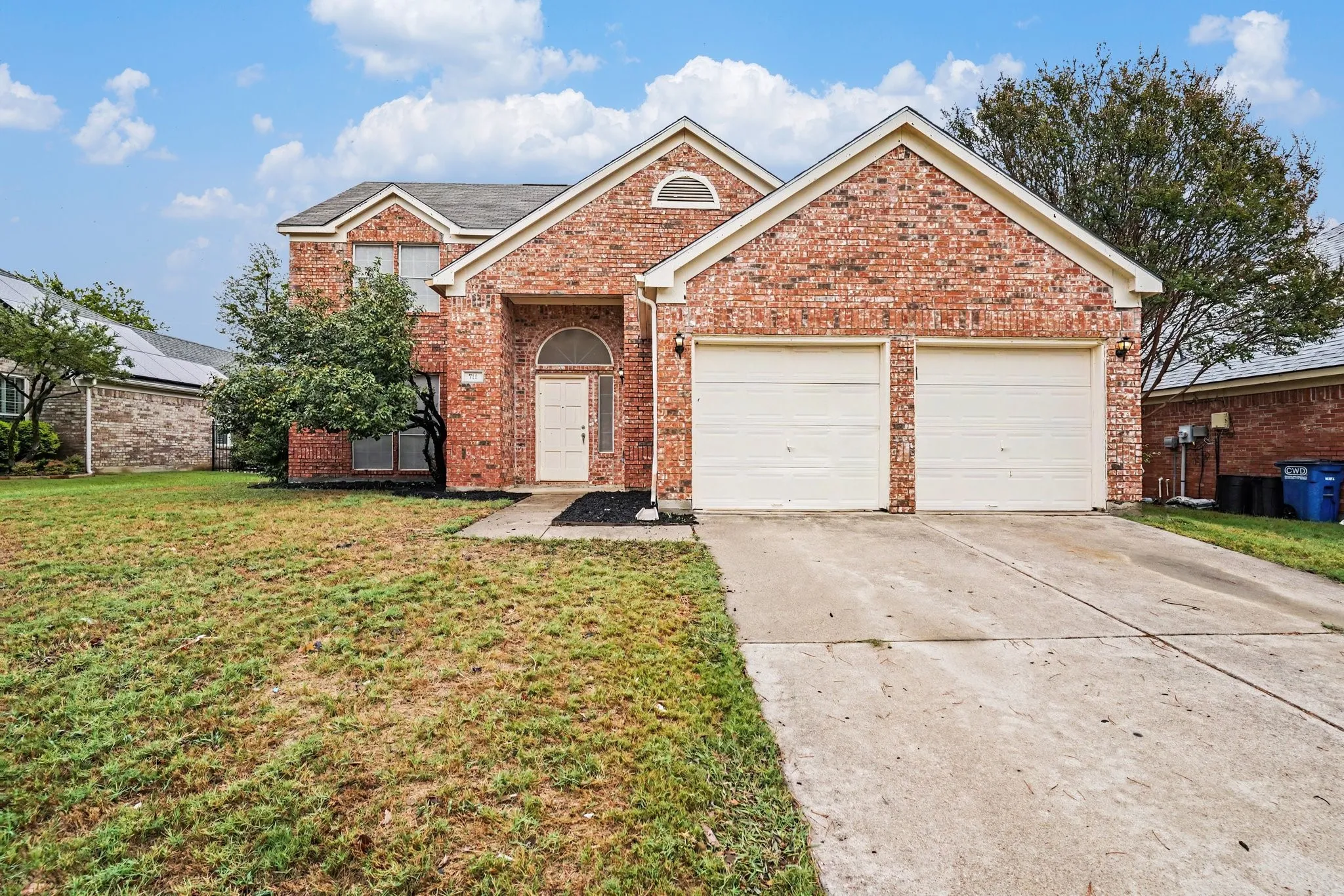 Single Family Residence For Sale in Tarrant County , 711 Bodega Bay Drive, Keller, Texas 76248, 3 Bedroom, 3 Bathroom, Garage spaces, 2,303 Sqft, built in 1992, mls#21408544, Real Estate Agent in Keller, Homes For Sale in Tarrant county, Homes For Sale in Keller, Realtor in Keller Texas, Real Estate Brokerage Independent Realty Texas, Luminita Cordes Realtor
