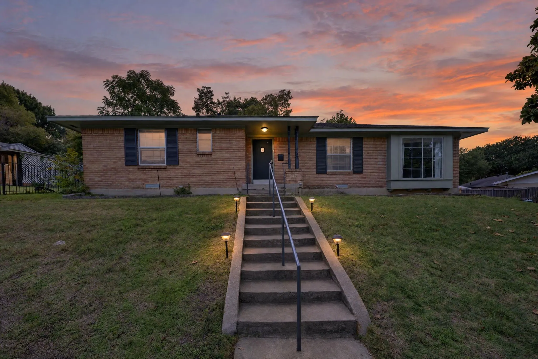 Single Family Residence For Sale