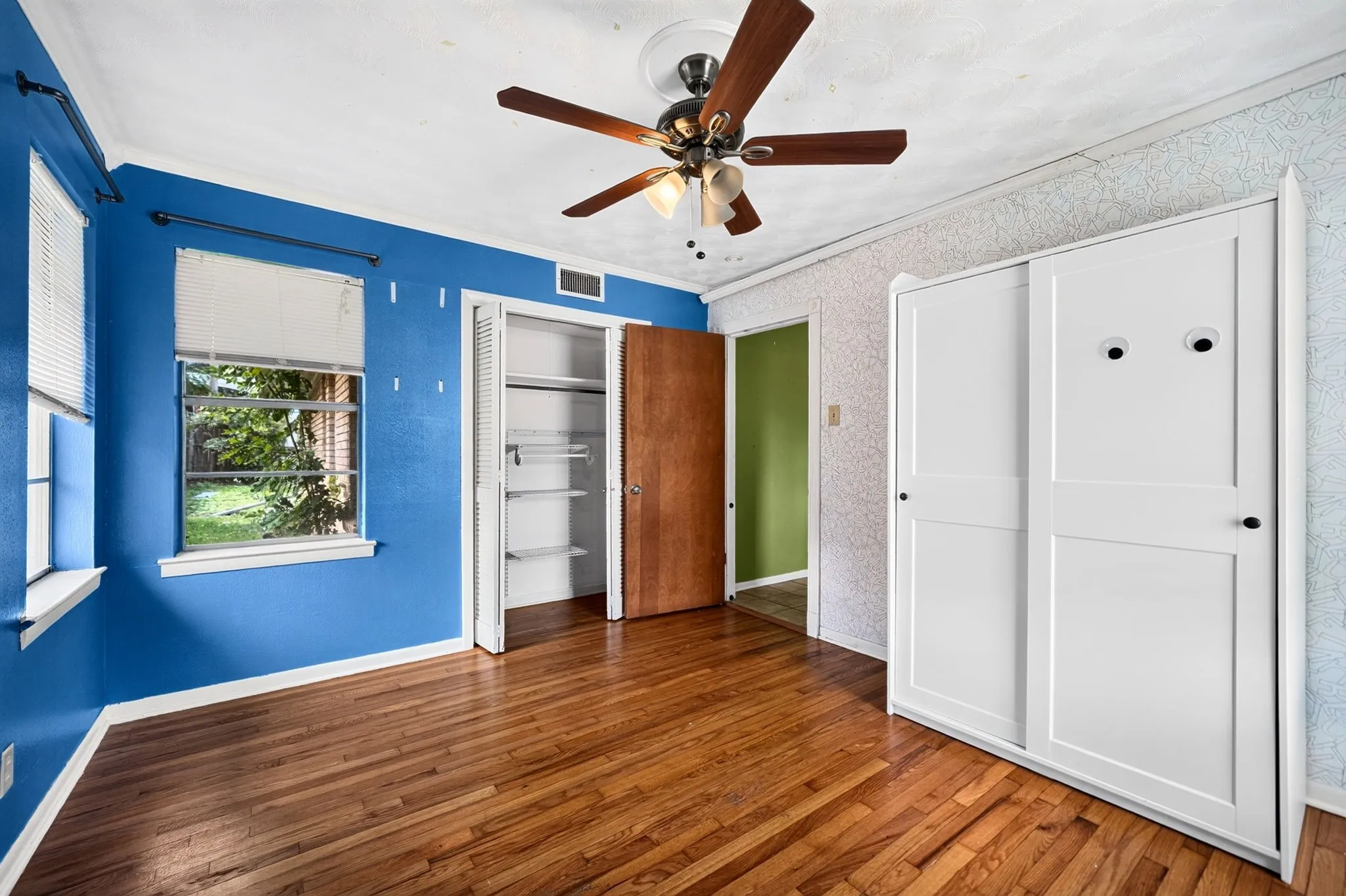 Single Family Residence For Sale in Dallas County , 8150 Hunnicut Road, Dallas, Texas 75228, 3 Bedroom, 2 Bathroom, 2 Garage spaces, 1,597 Sqft, built in 1961, mls#21408393, Real Estate Agent in Dallas, Homes For Sale in Dallas county, Homes For Sale in Dallas, Realtor in Dallas Texas, Real Estate Brokerage Independent Realty Texas, Luminita Cordes Realtor