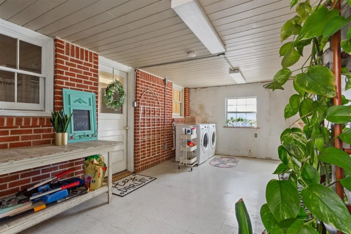 Laundry room/Mud Room