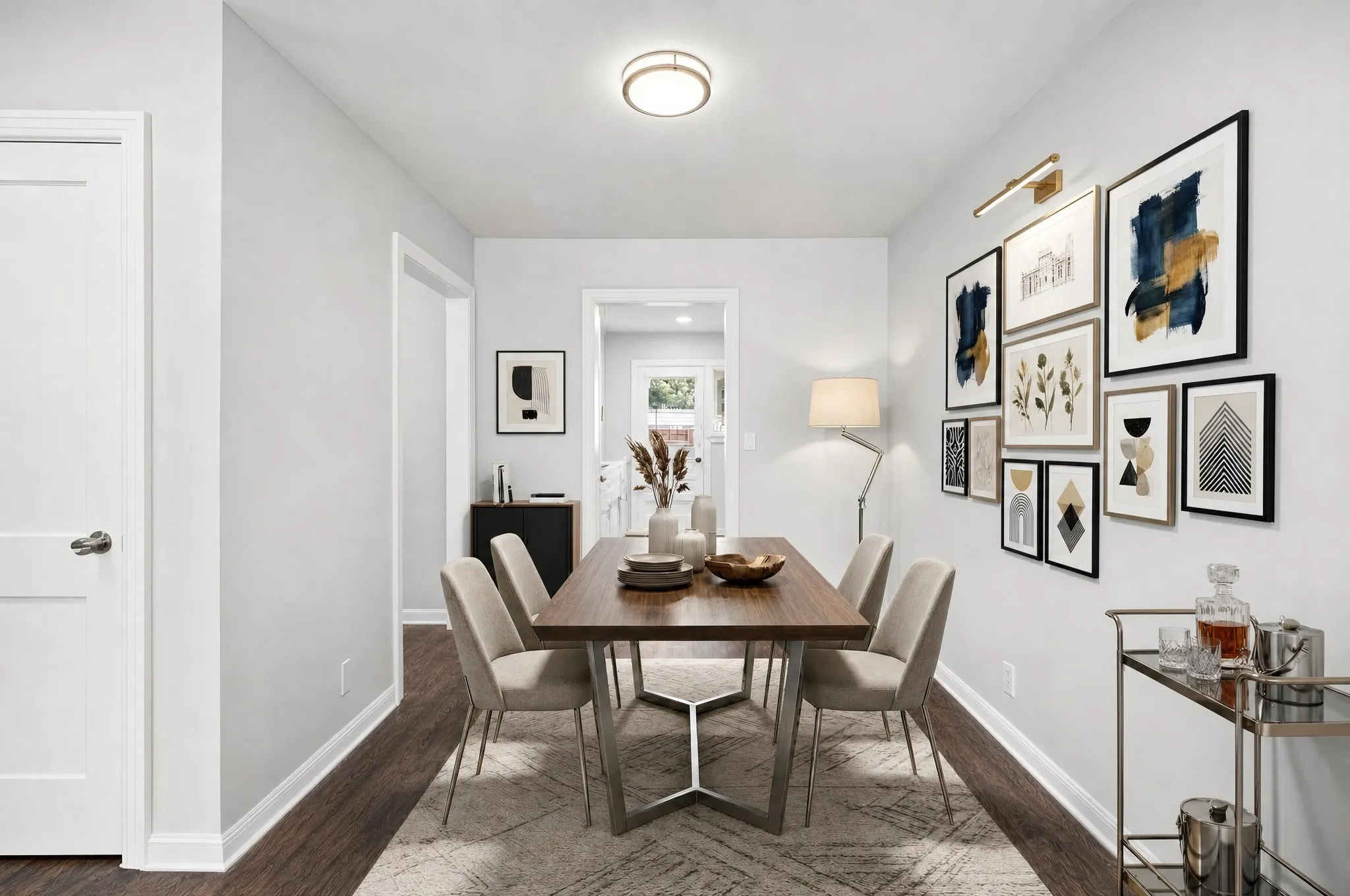 Single Family Residence For Rent in Tarrant County , 2333 Bird Street, Fort Worth, Texas 76111, 2 Bedroom, 1 Bathroom, Garage spaces, 867 Sqft, built in 1950, mls#21408205, Real Estate Agent in Fort Worth, Homes For Rent in Tarrant county, Homes For Rent in Fort Worth, Realtor in Fort Worth Texas, Real Estate Brokerage Independent Realty Texas, Luminita Cordes Realtor