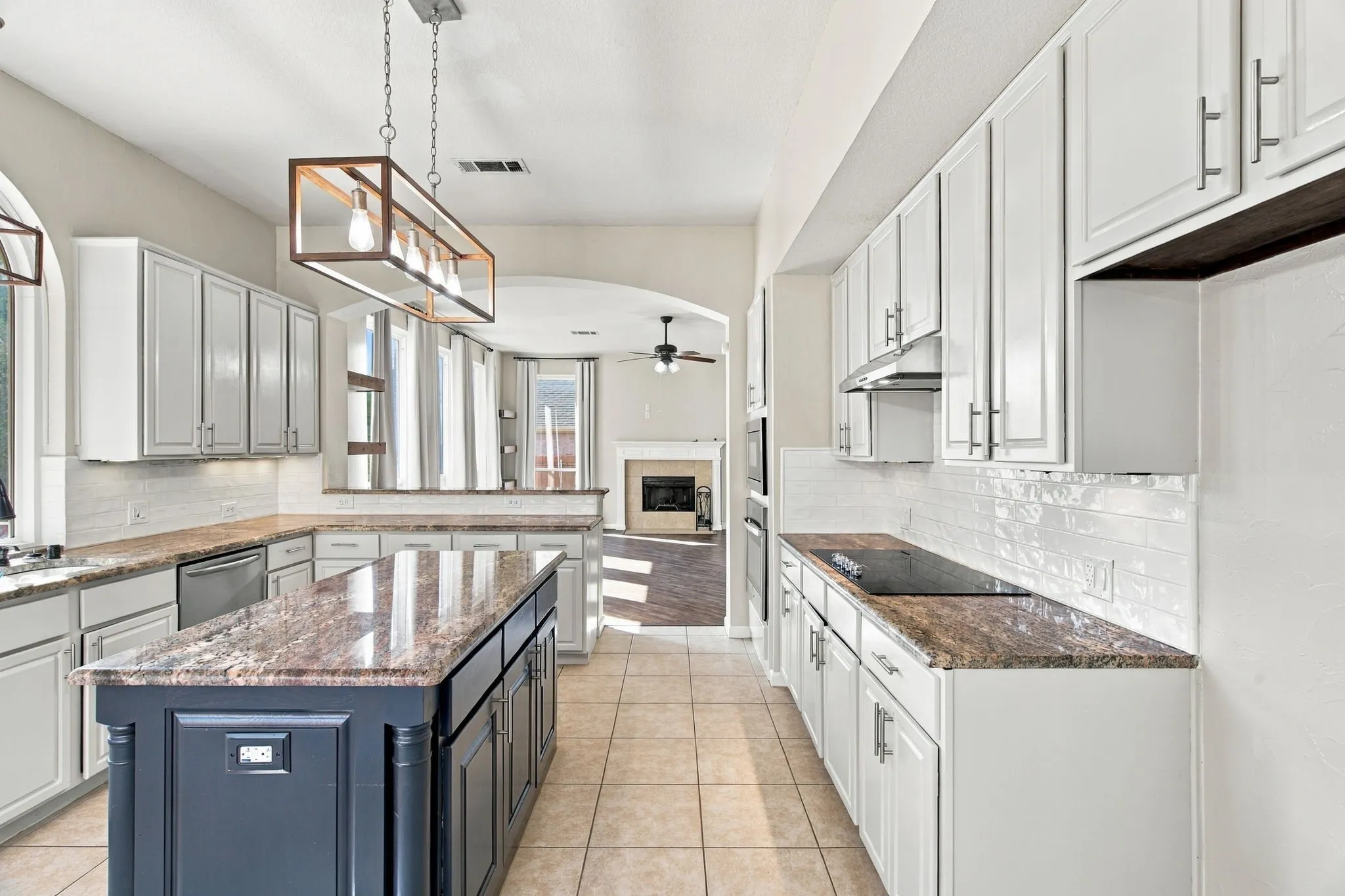 Single Family Residence For Sale in Tarrant County , 8258 Quachita Crossover, Fort Worth, Texas 76137, 4 Bedroom, 3 Bathroom, 2 Garage spaces, 2,743 Sqft, built in 1997, mls#21407437, Real Estate Agent in Fort Worth, Homes For Sale in Tarrant county, Homes For Sale in Fort Worth, Realtor in Fort Worth Texas, Real Estate Brokerage Independent Realty Texas, Luminita Cordes Realtor