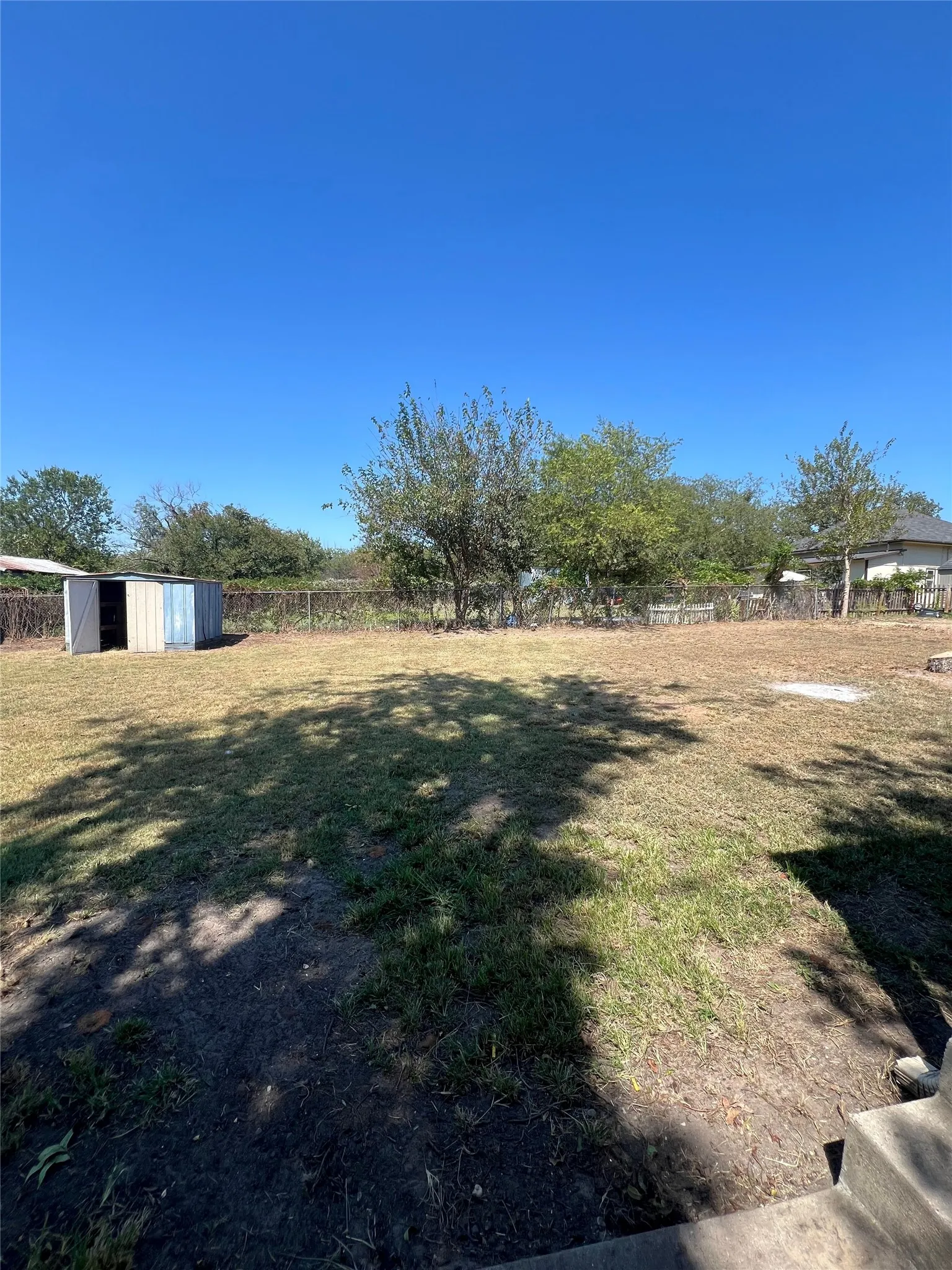 Single Family Residence For Rent in Parker County , 506 W Ball Street, Weatherford, Texas 76086, 3 Bedroom, 1 Bathroom, Garage spaces, 853 Sqft, built in 0, mls#21406506, Real Estate Agent in Weatherford, Homes For Rent in Parker county, Homes For Rent in Weatherford, Realtor in Weatherford Texas, Real Estate Brokerage Independent Realty Texas, Luminita Cordes Realtor