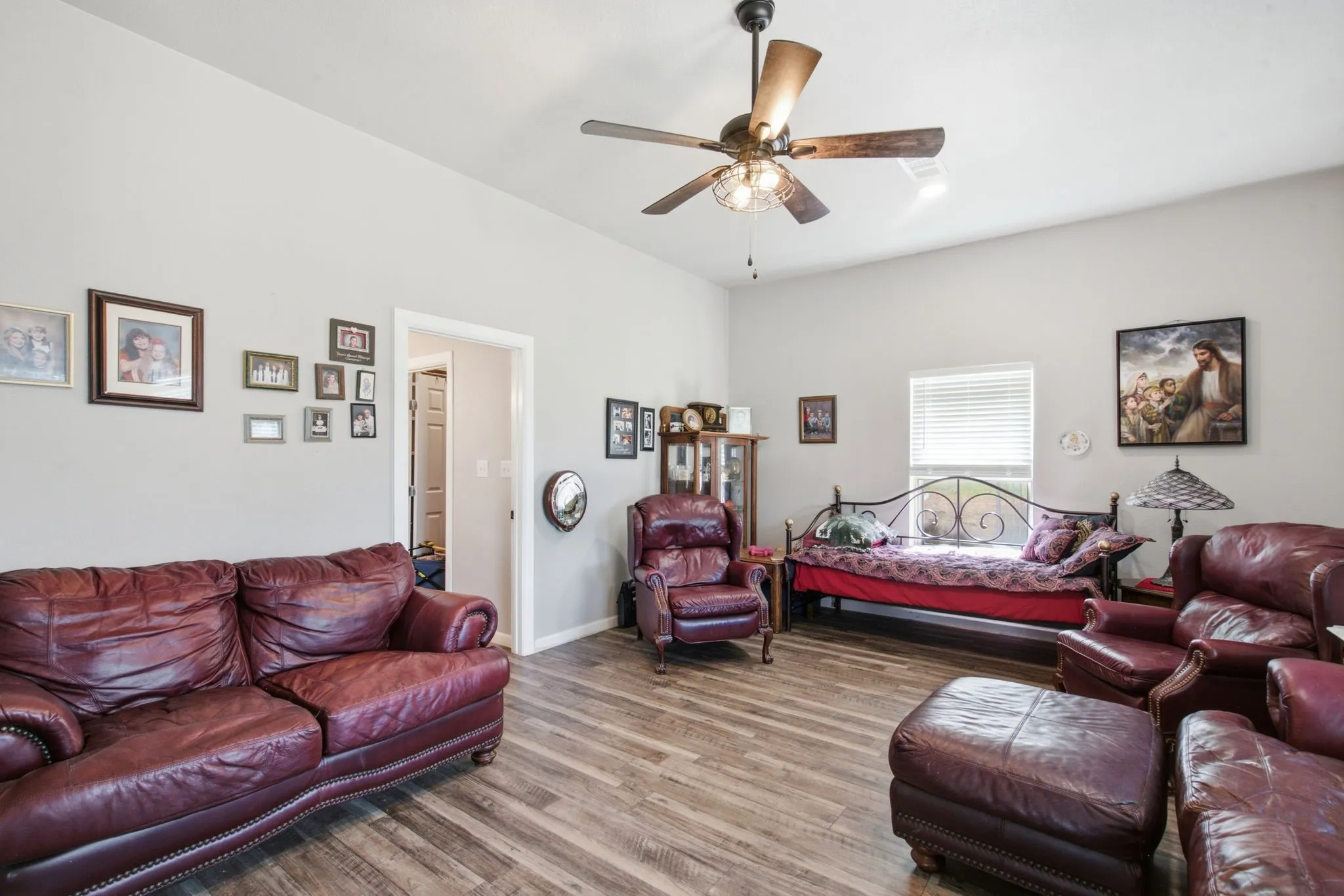 Office For Sale in Parker County , 5098 Fairview Road, Millsap, Texas 76066, 0, 0, Garage spaces, 0 Sqft, built in 2003, mls#21405817, Real Estate Agent in Millsap, Homes For Sale in Parker county, Homes For Sale in Millsap, Realtor in Millsap Texas, Real Estate Brokerage Independent Realty Texas, Luminita Cordes Realtor