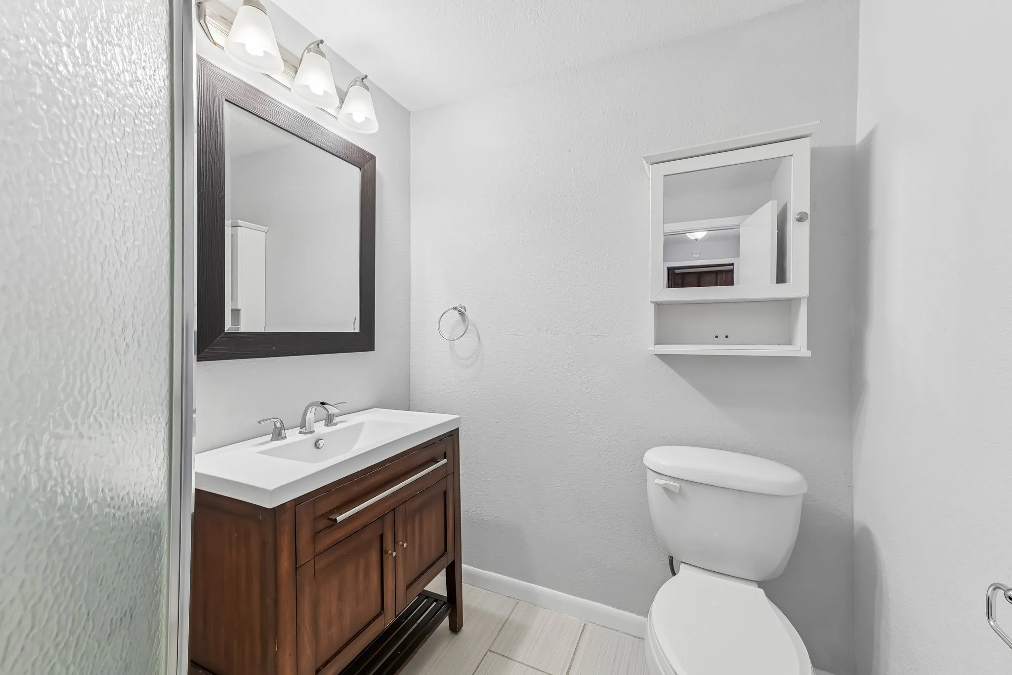 Single Family Residence For Sale in Tarrant County , 200 N Roe Street, White Settlement, Texas 76108, 3 Bedroom, 2 Bathroom, Garage spaces, 1,568 Sqft, built in 1949, mls#21405334, Real Estate Agent in White Settlement, Homes For Sale in Tarrant county, Homes For Sale in White Settlement, Realtor in White Settlement Texas, Real Estate Brokerage Independent Realty Texas, Luminita Cordes Realtor