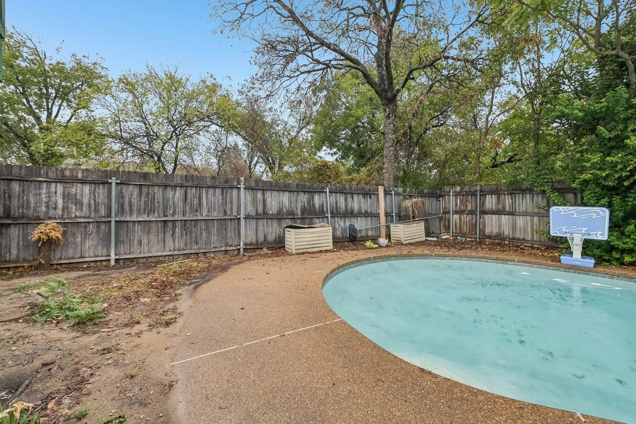 Single Family Residence For Sale in Tarrant County , 200 N Roe Street, White Settlement, Texas 76108, 3 Bedroom, 2 Bathroom, Garage spaces, 1,568 Sqft, built in 1949, mls#21405334, Real Estate Agent in White Settlement, Homes For Sale in Tarrant county, Homes For Sale in White Settlement, Realtor in White Settlement Texas, Real Estate Brokerage Independent Realty Texas, Luminita Cordes Realtor
