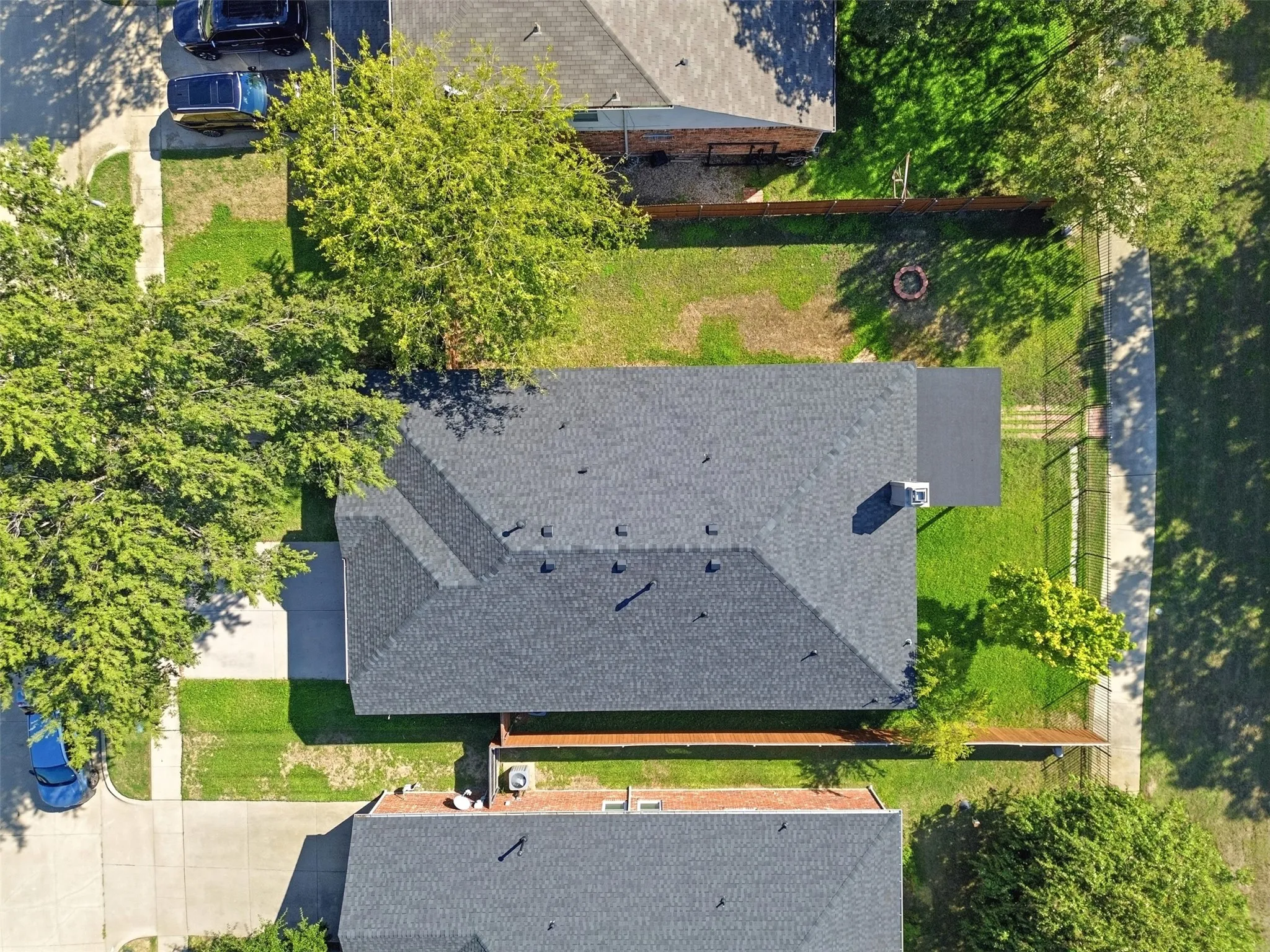 Single Family Residence For Rent in Tarrant County , 315 Londonderry Lane, Mansfield, Texas 76063, 4 Bedroom, 2 Bathroom, 2 Garage spaces, 2,079 Sqft, built in 2001, mls#21405739, Real Estate Agent in Mansfield, Homes For Rent in Tarrant county, Homes For Rent in Mansfield, Realtor in Mansfield Texas, Real Estate Brokerage Independent Realty Texas, Luminita Cordes Realtor
