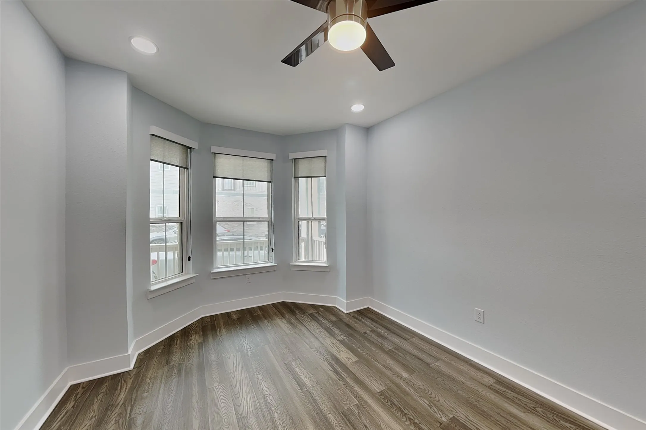 Townhouse For Rent in Denton County , 217 S Village Way, Lewisville, Texas 75057, 3 Bedroom, 4 Bathroom, 2 Garage spaces, 1,828 Sqft, built in 2019, mls#21408560, Real Estate Agent in Lewisville, Homes For Rent in Denton county, Homes For Rent in Lewisville, Realtor in Lewisville Texas, Real Estate Brokerage Independent Realty Texas, Luminita Cordes Realtor