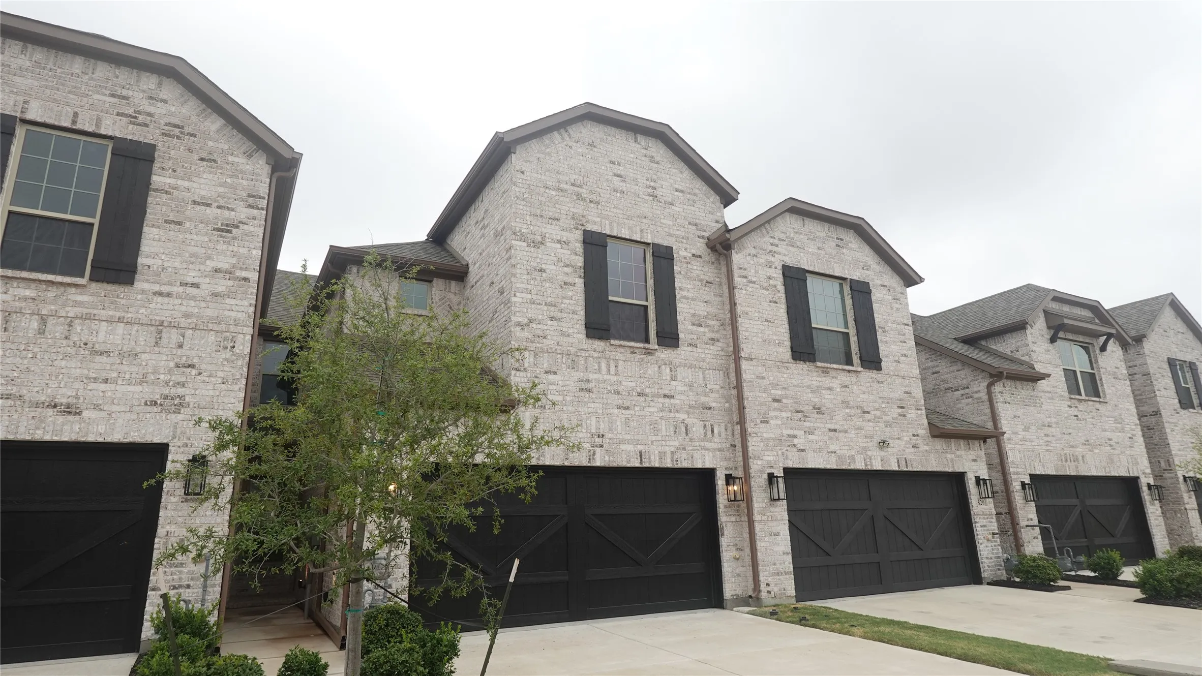 Townhouse For Rent in Collin County , 824 Heart Reef Road, Plano, Texas 75075, 3 Bedroom, 3 Bathroom, 2 Garage spaces, 1,894 Sqft, built in 2024, mls#21408563, Real Estate Agent in Plano, Homes For Rent in Collin county, Homes For Rent in Plano, Realtor in Plano Texas, Real Estate Brokerage Independent Realty Texas, Luminita Cordes Realtor