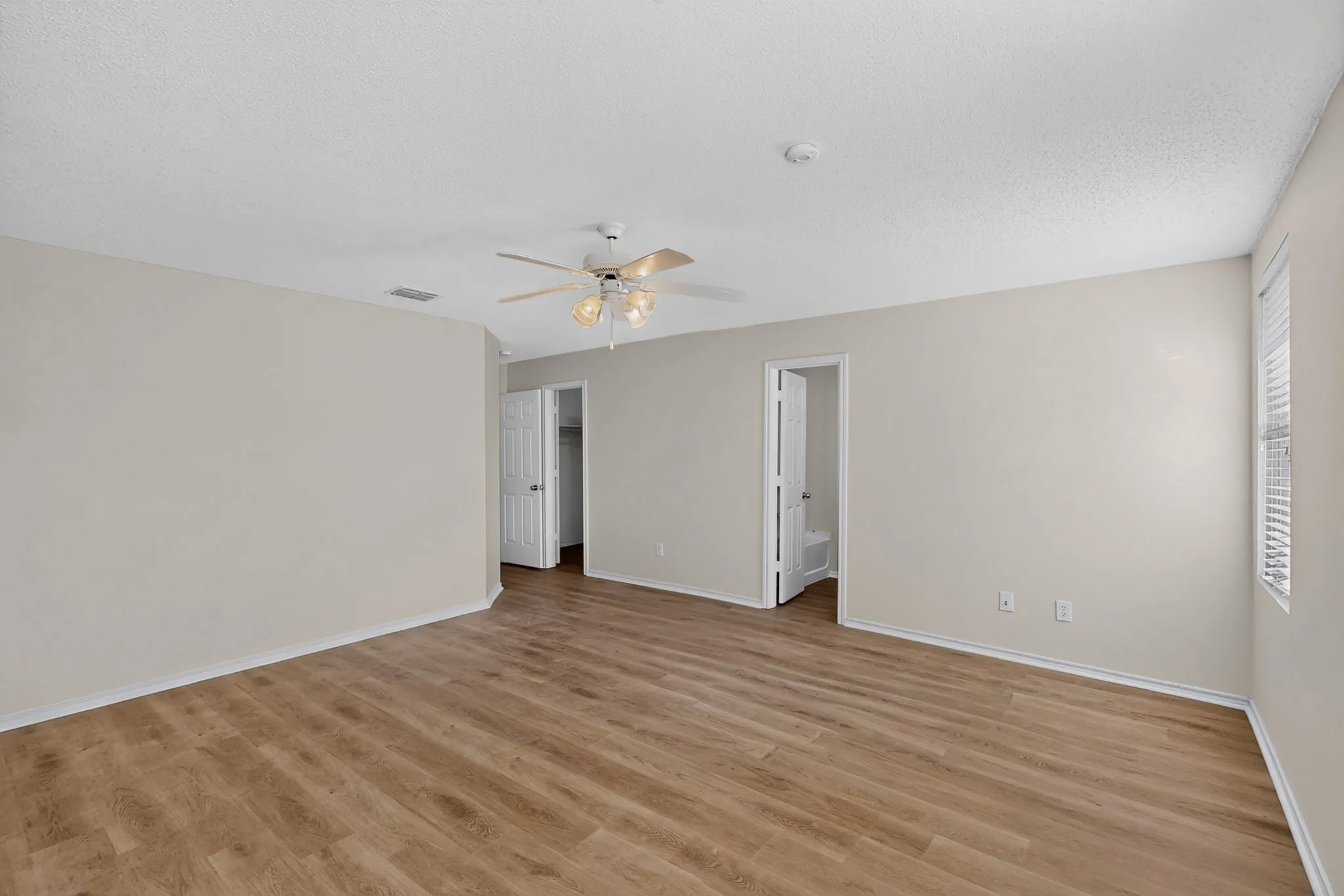 Single Family Residence For Rent in Collin County , 717 Gallant Court, Wylie, Texas 75098, 3 Bedroom, 2 Bathroom, 2 Garage spaces, 1,868 Sqft, built in 2005, mls#21408564, Real Estate Agent in Wylie, Homes For Rent in Collin county, Homes For Rent in Wylie, Realtor in Wylie Texas, Real Estate Brokerage Independent Realty Texas, Luminita Cordes Realtor