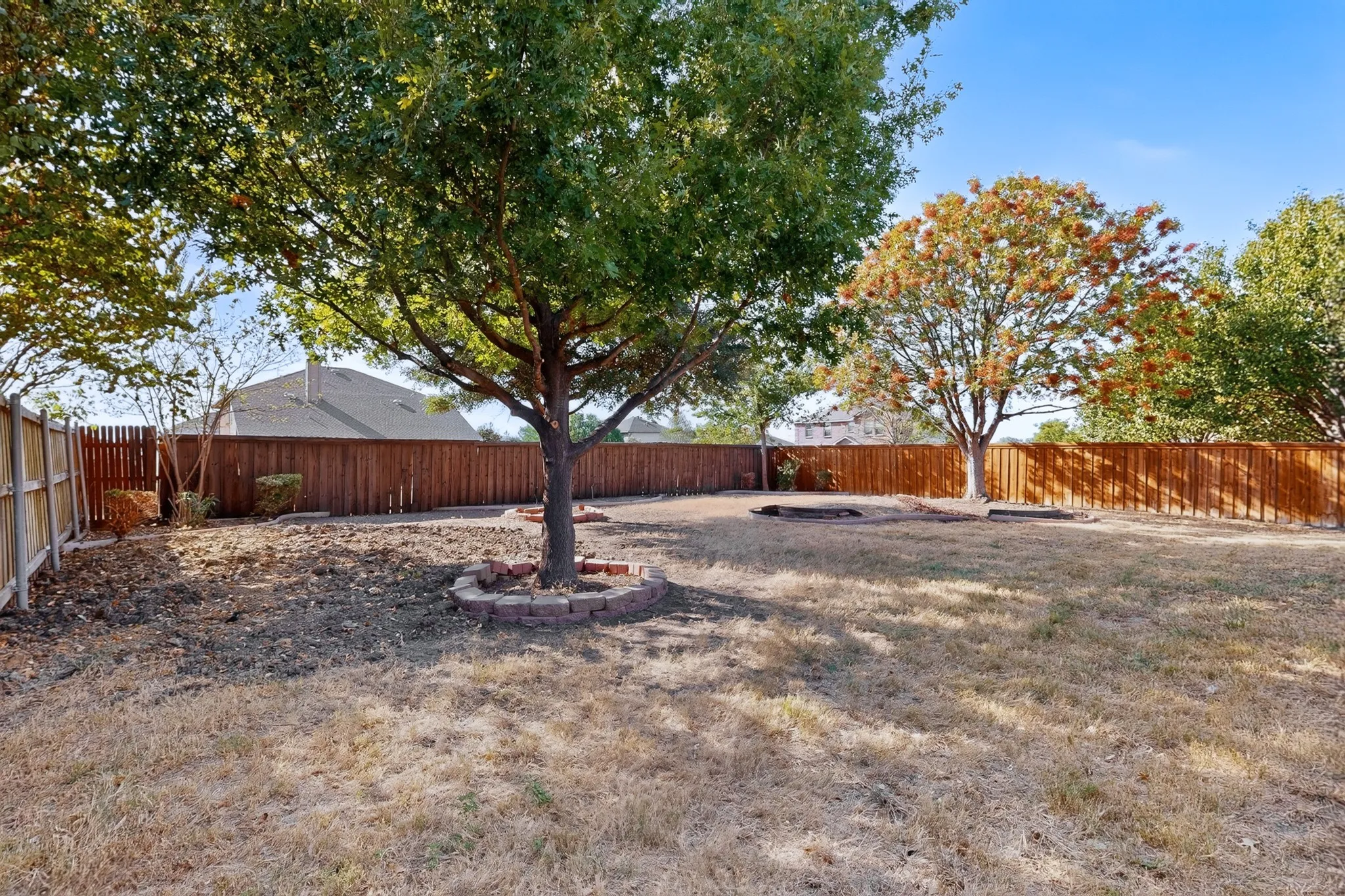 Single Family Residence For Rent in Collin County , 717 Gallant Court, Wylie, Texas 75098, 3 Bedroom, 2 Bathroom, 2 Garage spaces, 1,868 Sqft, built in 2005, mls#21408564, Real Estate Agent in Wylie, Homes For Rent in Collin county, Homes For Rent in Wylie, Realtor in Wylie Texas, Real Estate Brokerage Independent Realty Texas, Luminita Cordes Realtor