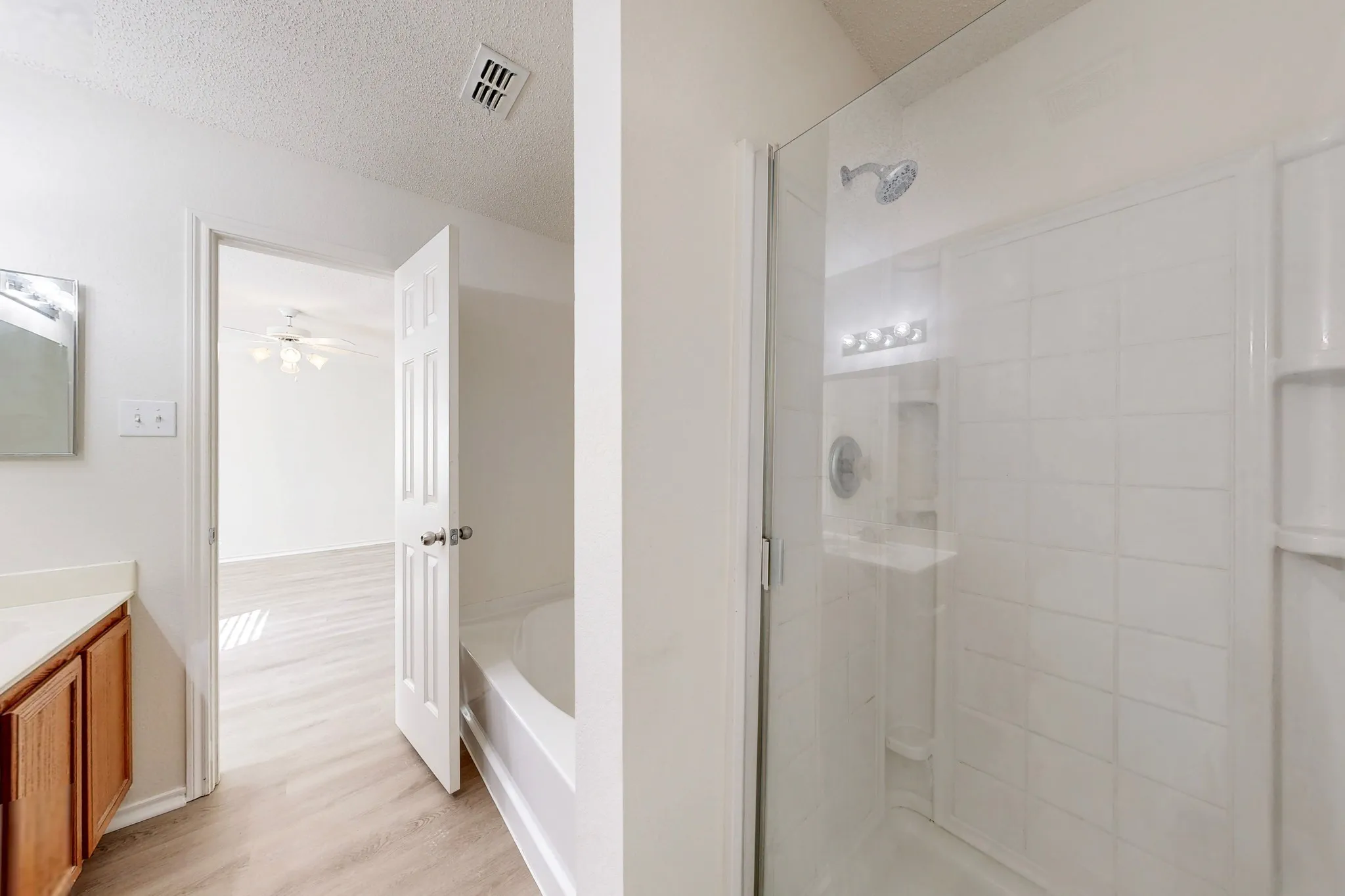 Single Family Residence For Rent in Collin County , 717 Gallant Court, Wylie, Texas 75098, 3 Bedroom, 2 Bathroom, 2 Garage spaces, 1,868 Sqft, built in 2005, mls#21408564, Real Estate Agent in Wylie, Homes For Rent in Collin county, Homes For Rent in Wylie, Realtor in Wylie Texas, Real Estate Brokerage Independent Realty Texas, Luminita Cordes Realtor