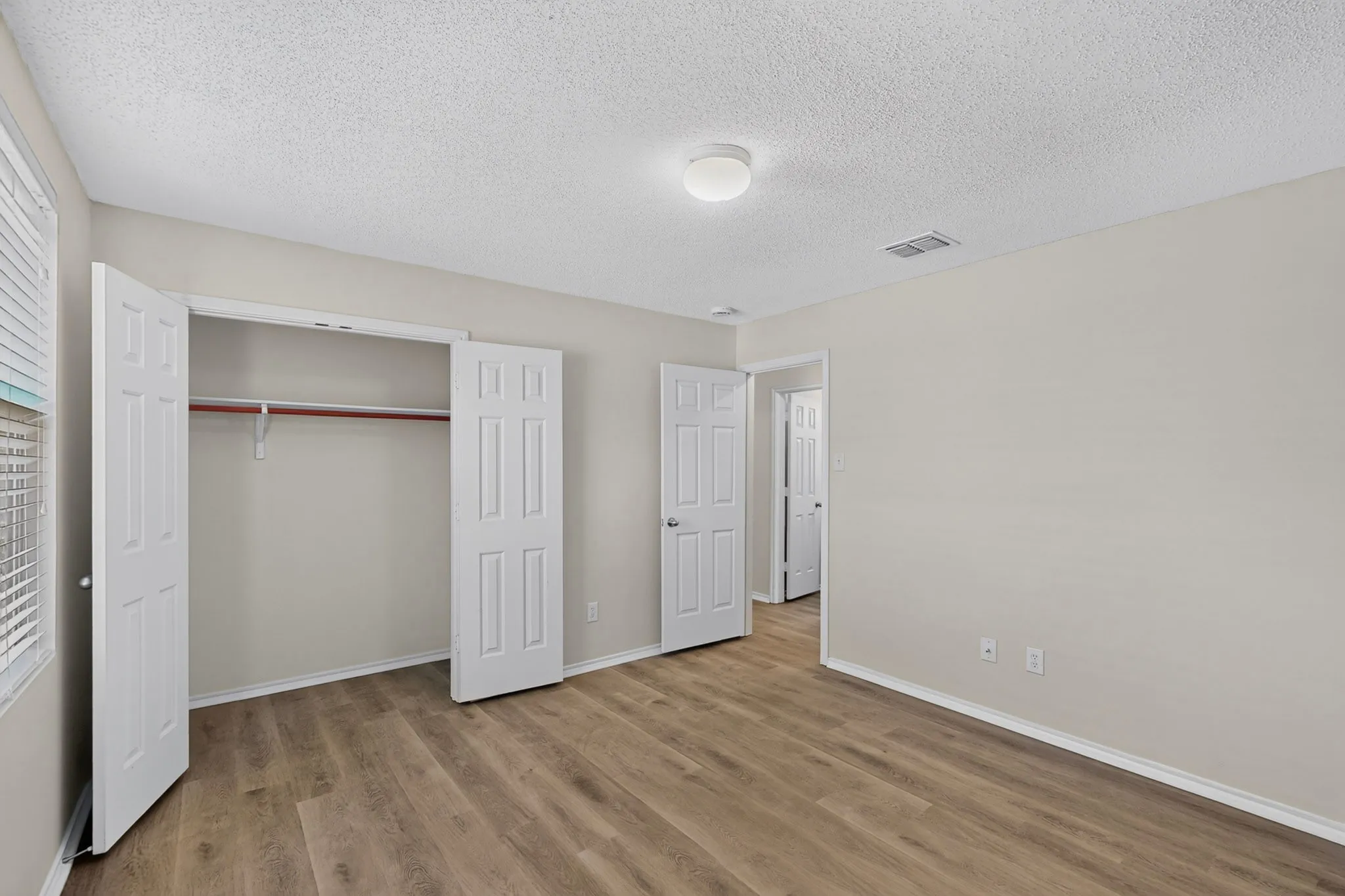 Single Family Residence For Rent in Collin County , 717 Gallant Court, Wylie, Texas 75098, 3 Bedroom, 2 Bathroom, 2 Garage spaces, 1,868 Sqft, built in 2005, mls#21408564, Real Estate Agent in Wylie, Homes For Rent in Collin county, Homes For Rent in Wylie, Realtor in Wylie Texas, Real Estate Brokerage Independent Realty Texas, Luminita Cordes Realtor