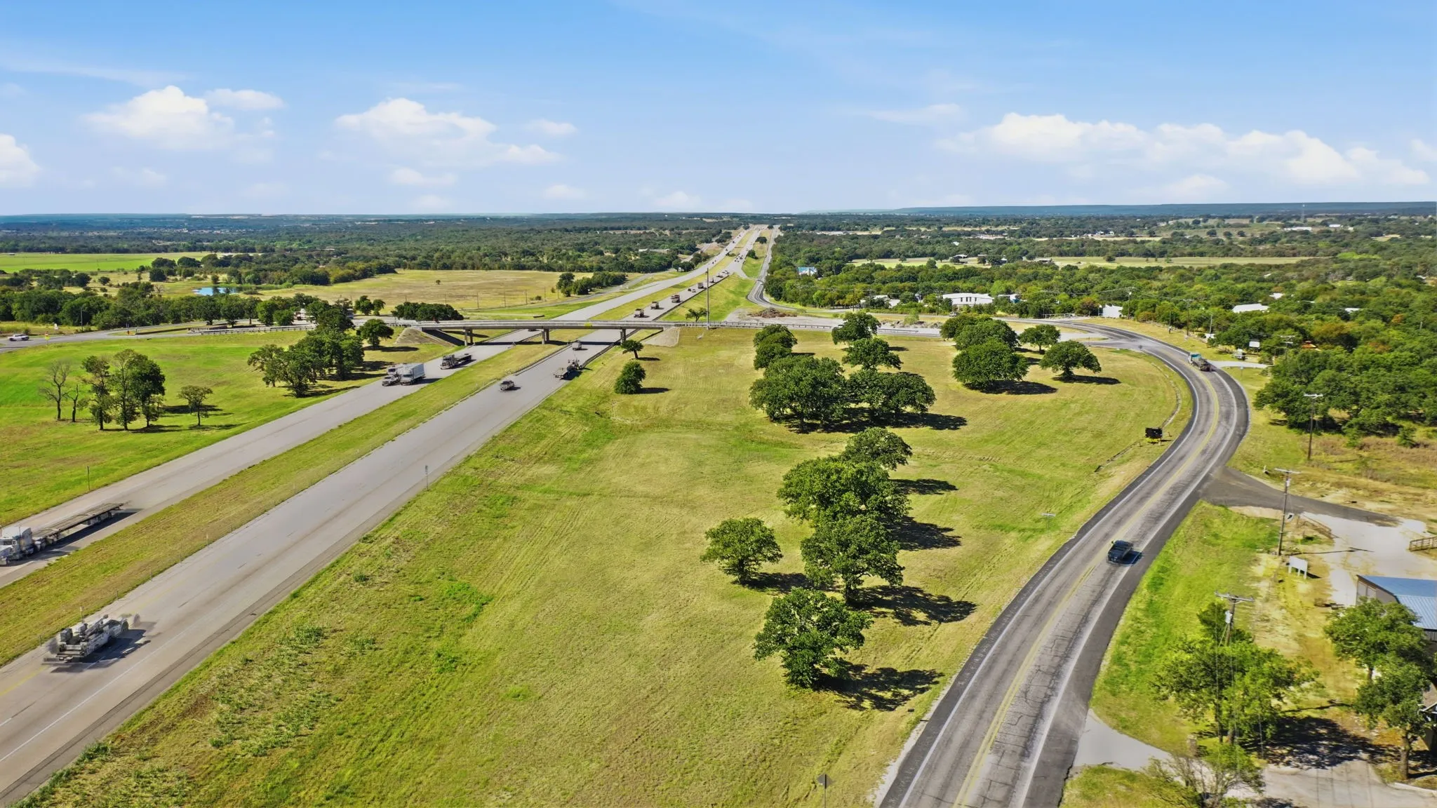 Single Family Residence For Sale in Parker County , 5098 Fairview, Millsap, Texas 76066, 5 Bedroom, 3 Bathroom, Garage spaces, 3,680 Sqft, built in 2003, mls#21405942, Real Estate Agent in Millsap, Homes For Sale in Parker county, Homes For Sale in Millsap, Realtor in Millsap Texas, Real Estate Brokerage Independent Realty Texas, Luminita Cordes Realtor