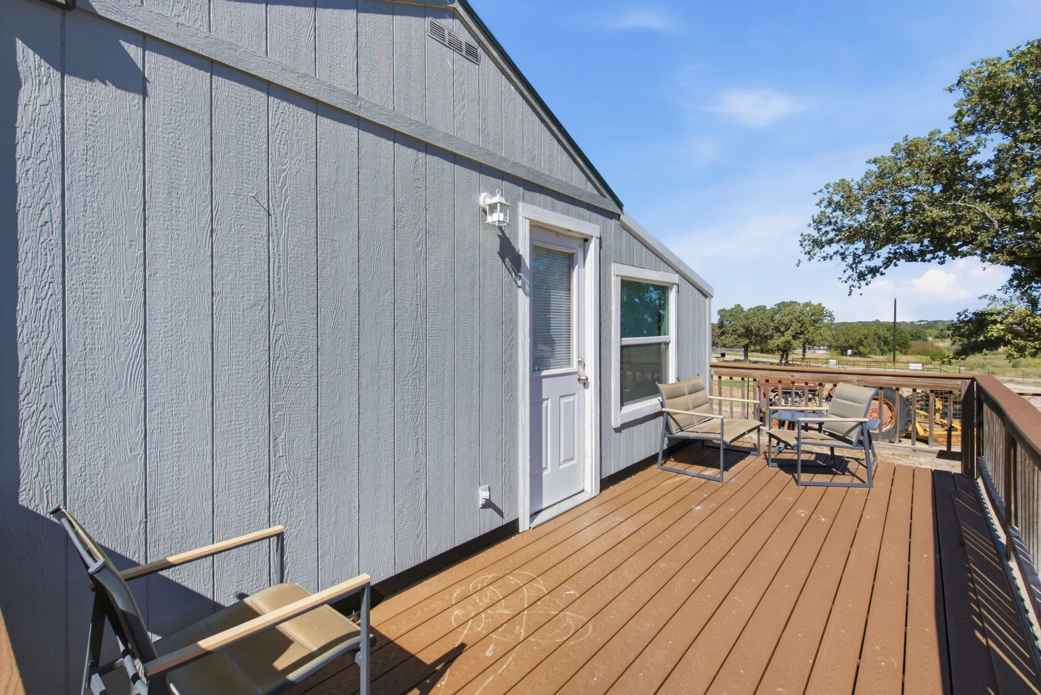 Single Family Residence For Sale in Parker County , 5098 Fairview, Millsap, Texas 76066, 5 Bedroom, 3 Bathroom, Garage spaces, 3,680 Sqft, built in 2003, mls#21405942, Real Estate Agent in Millsap, Homes For Sale in Parker county, Homes For Sale in Millsap, Realtor in Millsap Texas, Real Estate Brokerage Independent Realty Texas, Luminita Cordes Realtor