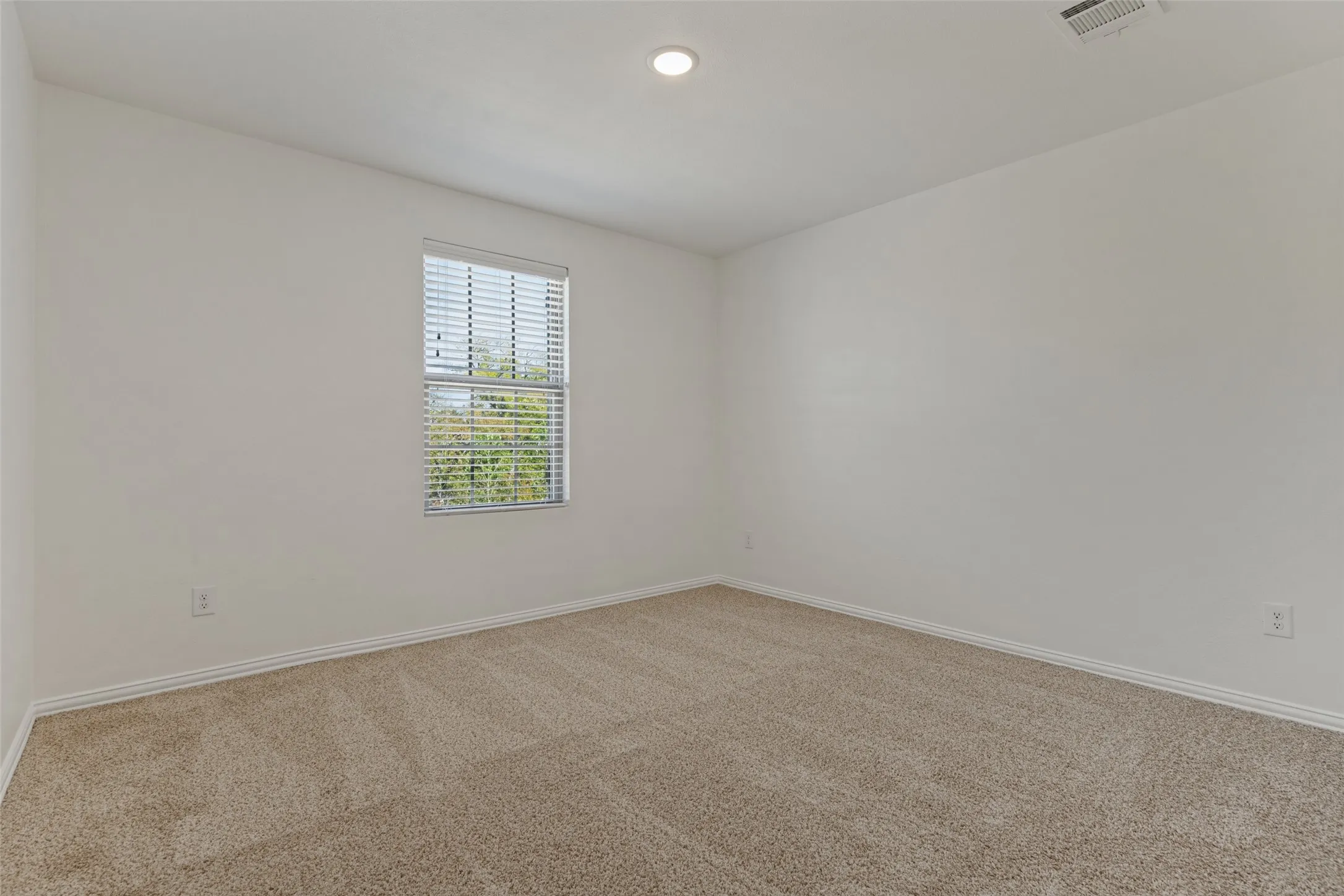 Single Family Residence For Sale in Collin County , 2124 Pacific Avenue, Anna, Texas 75409, 4 Bedroom, 3 Bathroom, 2 Garage spaces, 2,589 Sqft, built in 2023, mls#21408566, Real Estate Agent in Anna, Homes For Sale in Collin county, Homes For Sale in Anna, Realtor in Anna Texas, Real Estate Brokerage Independent Realty Texas, Luminita Cordes Realtor