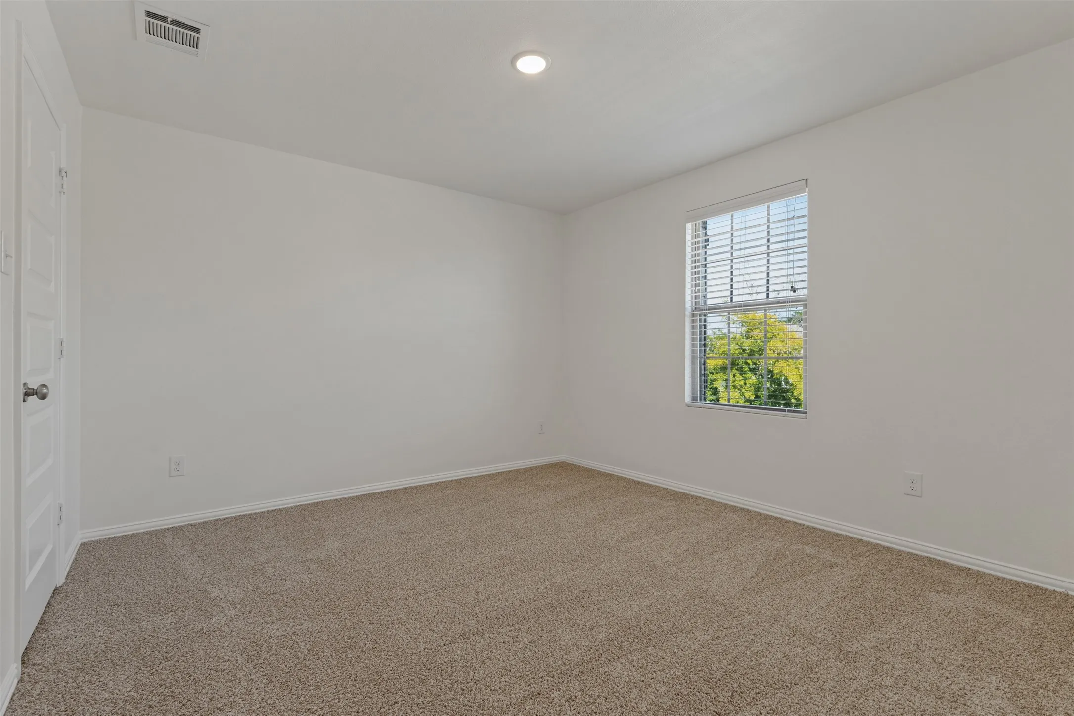 Single Family Residence For Sale in Collin County , 2124 Pacific Avenue, Anna, Texas 75409, 4 Bedroom, 3 Bathroom, 2 Garage spaces, 2,589 Sqft, built in 2023, mls#21408566, Real Estate Agent in Anna, Homes For Sale in Collin county, Homes For Sale in Anna, Realtor in Anna Texas, Real Estate Brokerage Independent Realty Texas, Luminita Cordes Realtor