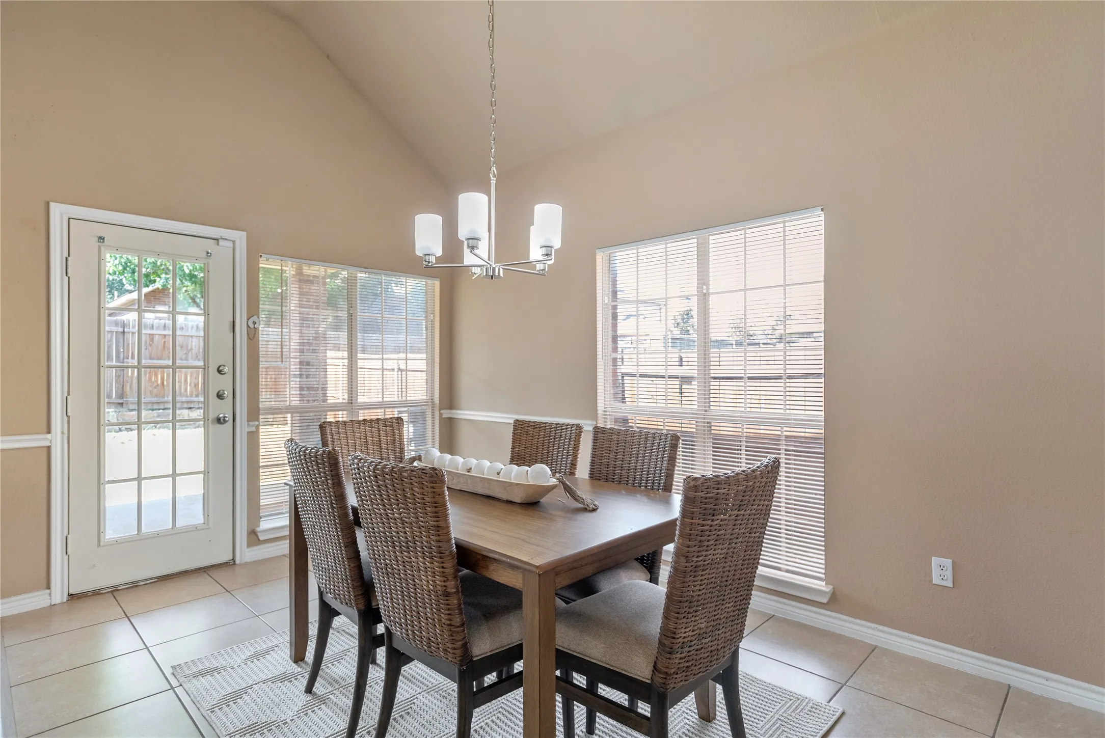 Single Family Residence For Sale in Tarrant County , 8225 Painted Tree Trail, Fort Worth, Texas 76131, 5 Bedroom, 4 Bathroom, 2 Garage spaces, 4,334 Sqft, built in 2006, mls#21404114, Real Estate Agent in Fort Worth, Homes For Sale in Tarrant county, Homes For Sale in Fort Worth, Realtor in Fort Worth Texas, Real Estate Brokerage Independent Realty Texas, Luminita Cordes Realtor