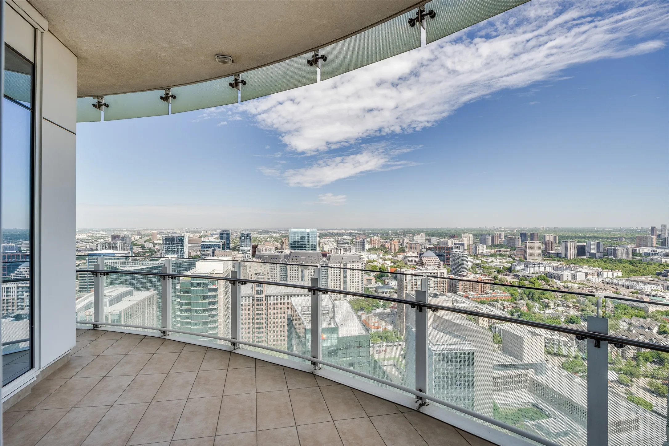 Condominium For Sale in Dallas County , 1918 Olive Street 3601, Dallas, Texas 75201, 2 Bedroom, 4 Bathroom, 3 Garage spaces, 4,032 Sqft, built in 2014, mls#21403751, Real Estate Agent in Dallas, Homes For Sale in Dallas county, Homes For Sale in Dallas, Realtor in Dallas Texas, Real Estate Brokerage Independent Realty Texas, Luminita Cordes Realtor