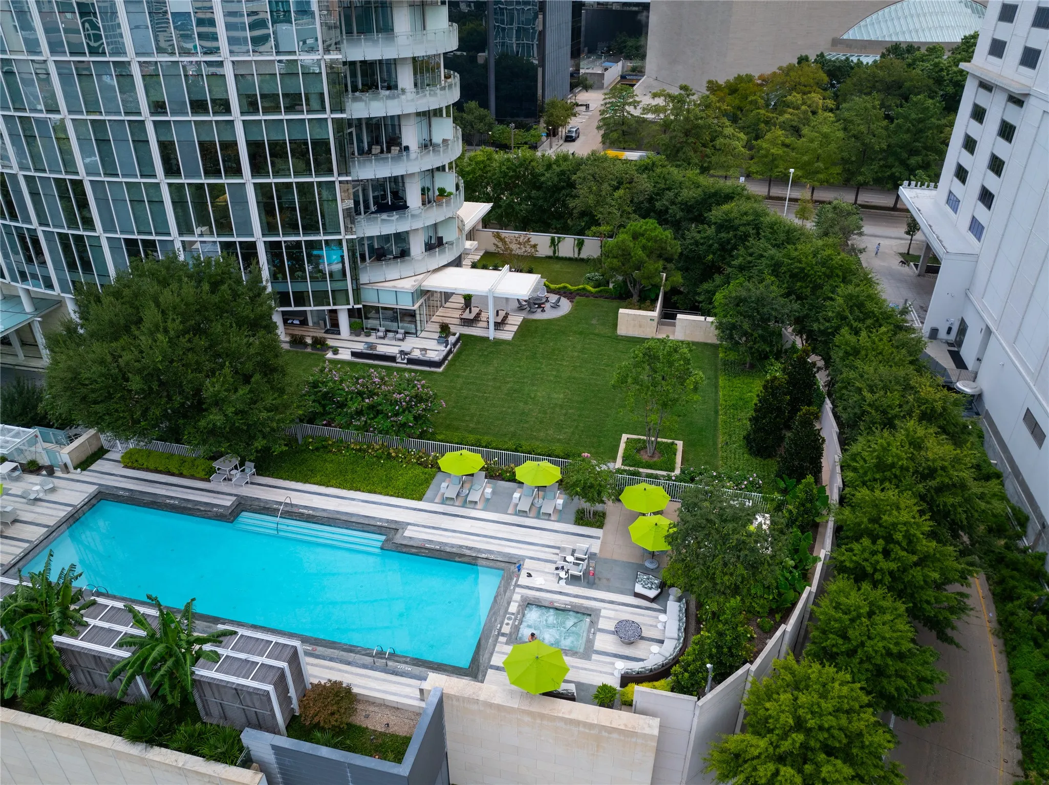 Condominium For Sale in Dallas County , 1918 Olive Street 3601, Dallas, Texas 75201, 2 Bedroom, 4 Bathroom, 3 Garage spaces, 4,032 Sqft, built in 2014, mls#21403751, Real Estate Agent in Dallas, Homes For Sale in Dallas county, Homes For Sale in Dallas, Realtor in Dallas Texas, Real Estate Brokerage Independent Realty Texas, Luminita Cordes Realtor