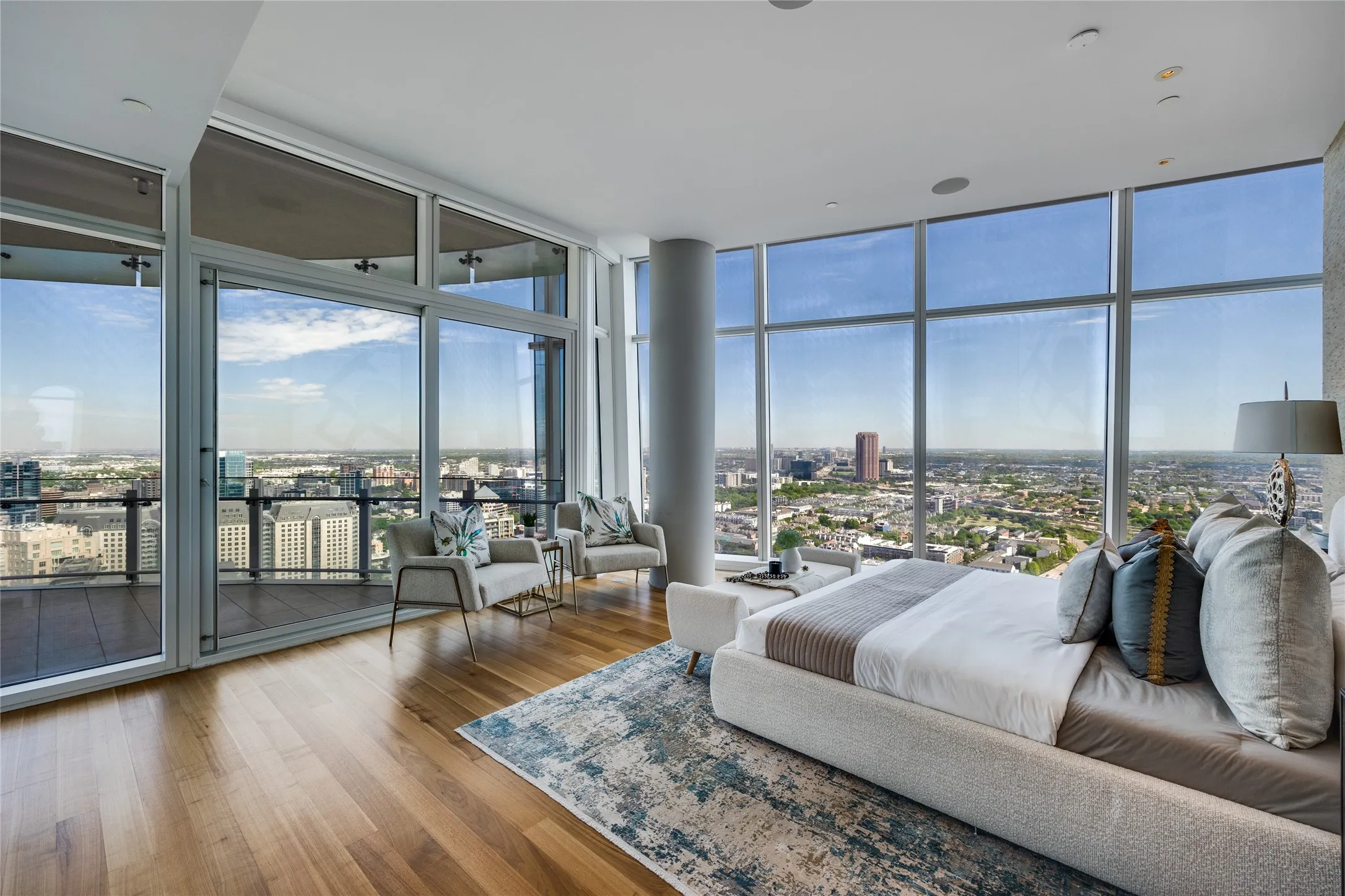 Condominium For Sale in Dallas County , 1918 Olive Street 3601, Dallas, Texas 75201, 2 Bedroom, 4 Bathroom, 3 Garage spaces, 4,032 Sqft, built in 2014, mls#21403751, Real Estate Agent in Dallas, Homes For Sale in Dallas county, Homes For Sale in Dallas, Realtor in Dallas Texas, Real Estate Brokerage Independent Realty Texas, Luminita Cordes Realtor